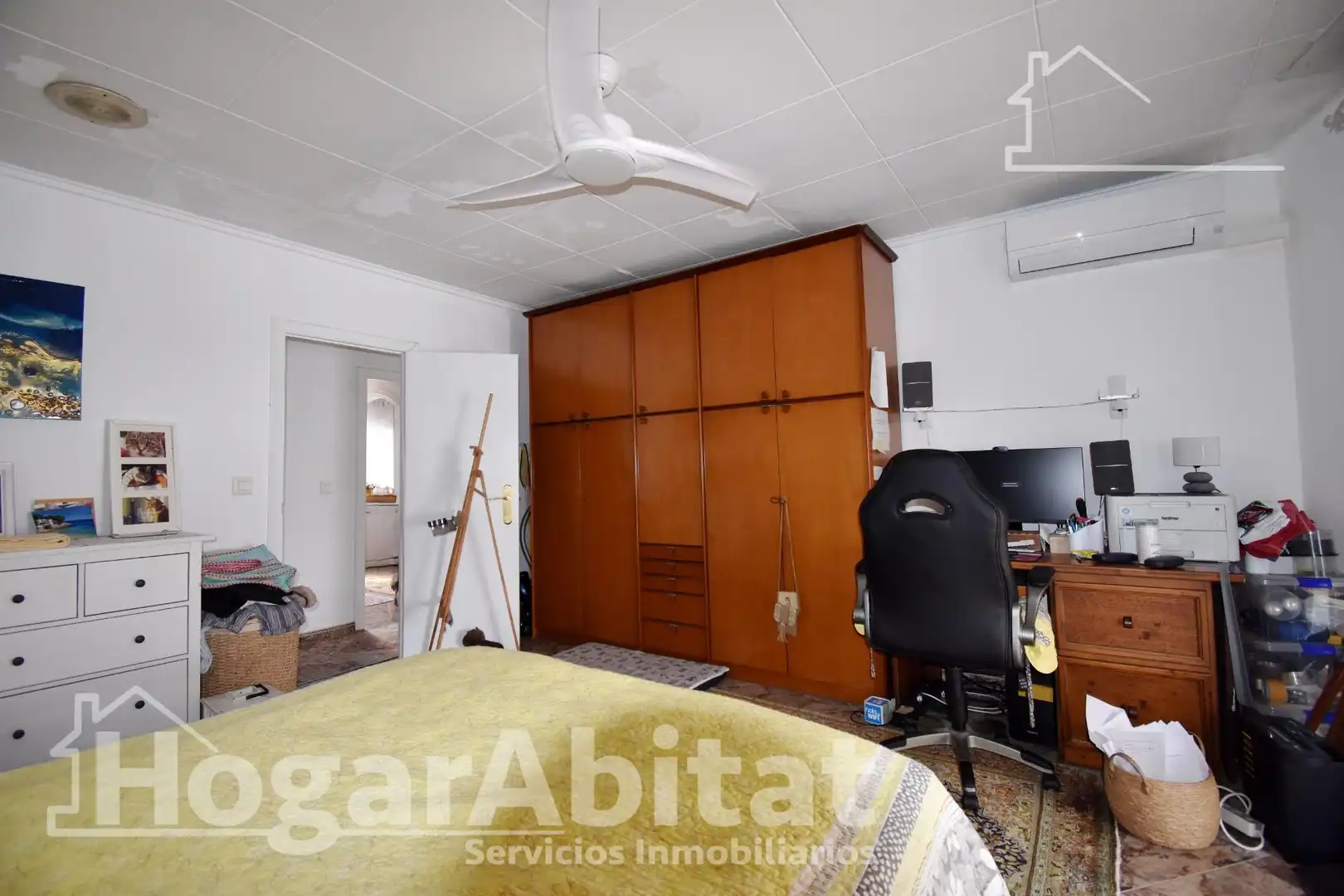 Bedroom of Flat for sale in Miramar  with Air Conditioner and Balcony