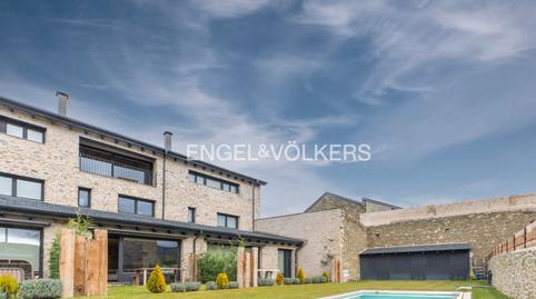 Foto 2 de Casa adosada en venda a Carrer Font, 3, Puigcerdà, Girona