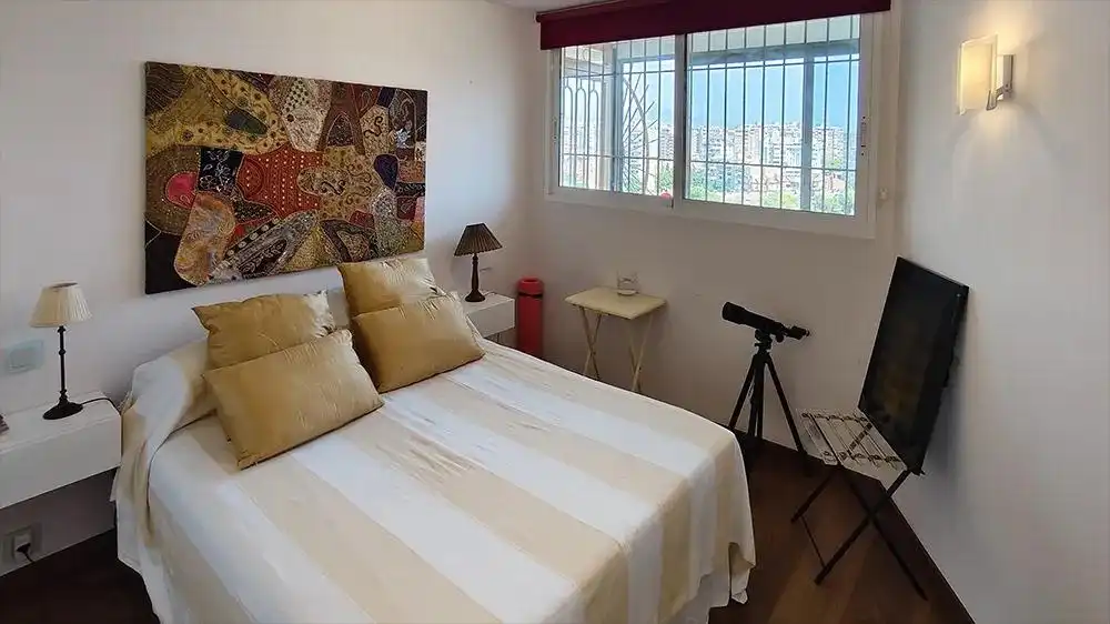 Dormitori de Pis en venda en Alicante / Alacant amb Aire condicionat, Calefacció i Jardí privat