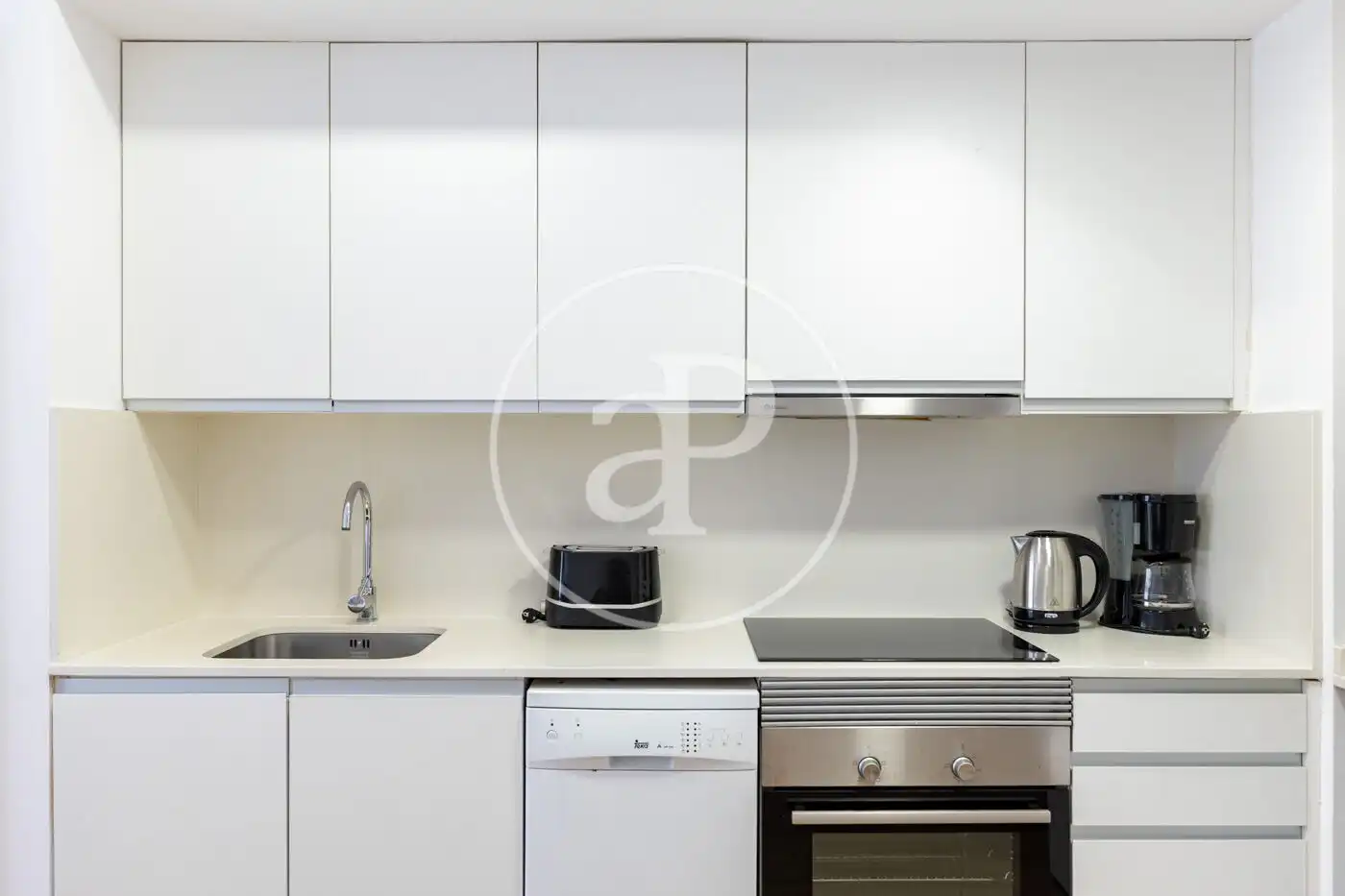 Cocina de Piso en venta en Barcelona con Aire acondicionado, Calefacción y Piscina comunitaria