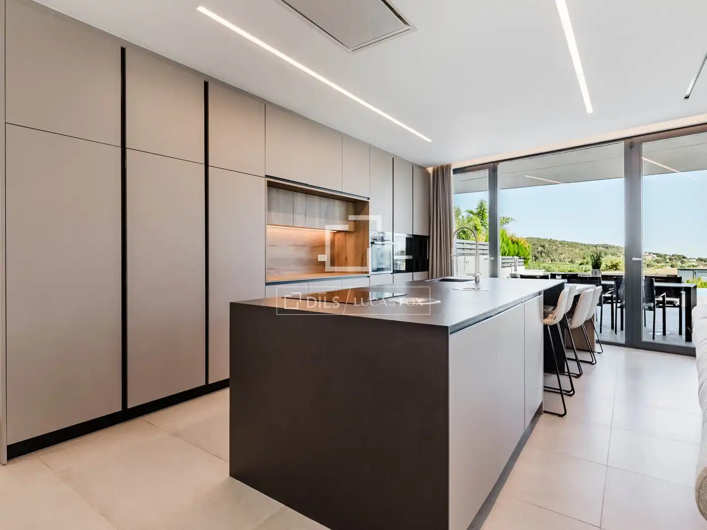 Cocina de Casa o chalet en venta en Náquera con Aire acondicionado, Calefacción y Jardín privado