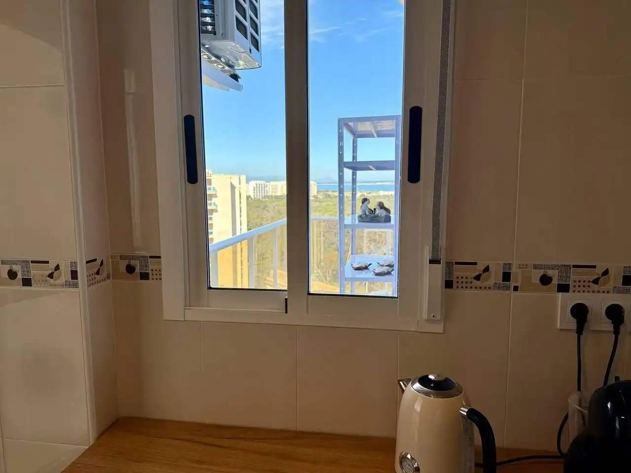 Habitación de Apartamento en venta en Guardamar del Segura con Aire acondicionado, Jardín privado y Terraza
