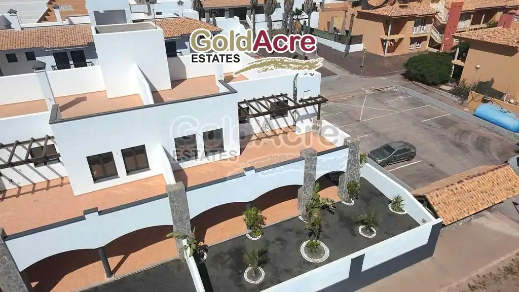 Apartment for sale in Corralejo, imagen 2
