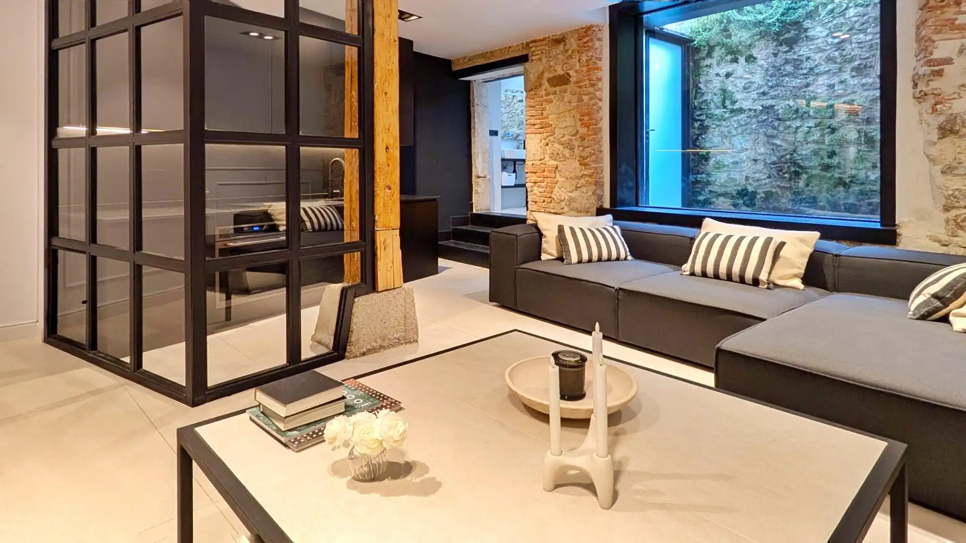 Living room of Flat for sale in Santander  with Heating