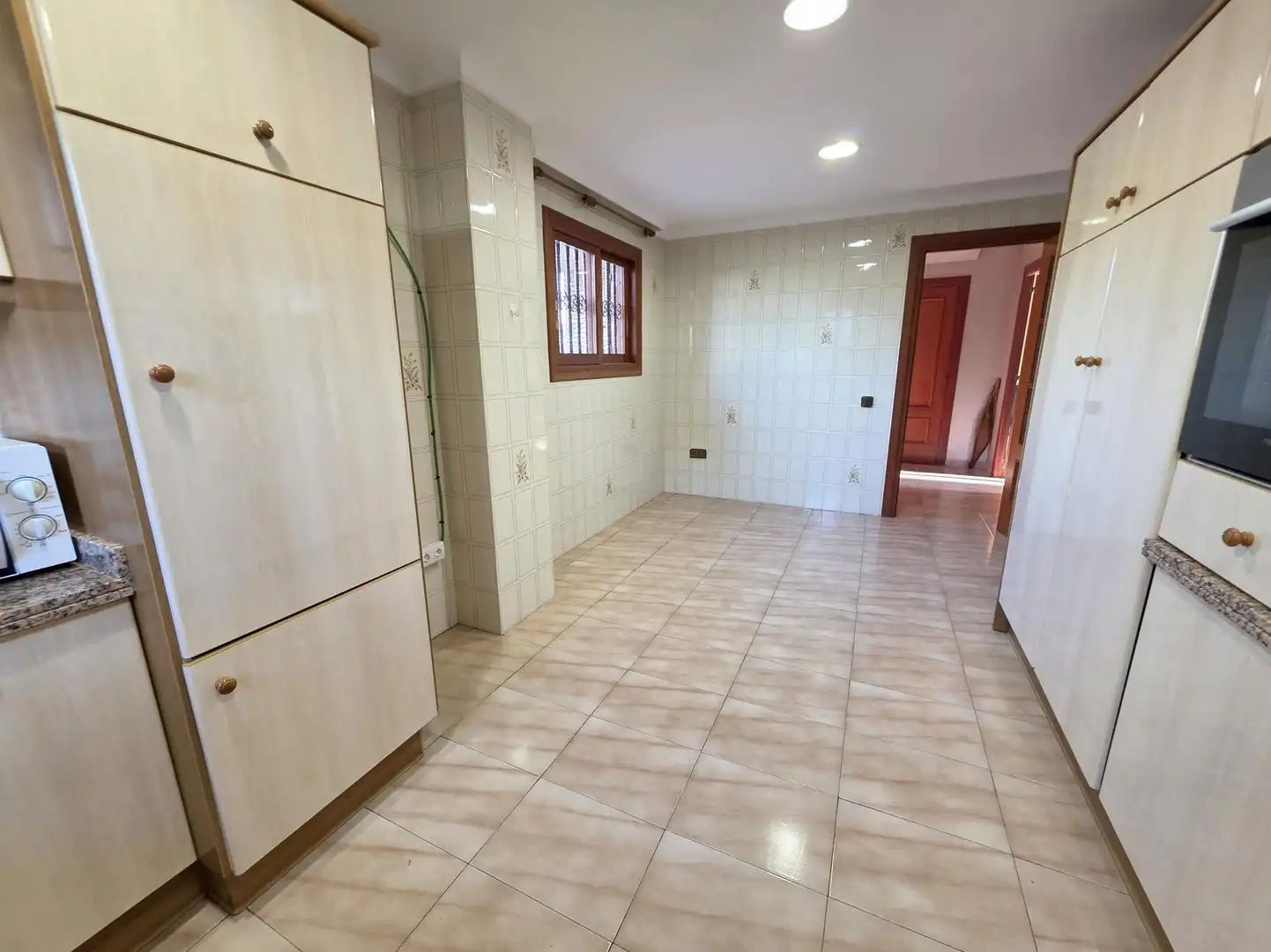 Casa o chalet de alquiler en Benicasim / Benicàssim con Aire acondicionado, Jardín privado y Trastero