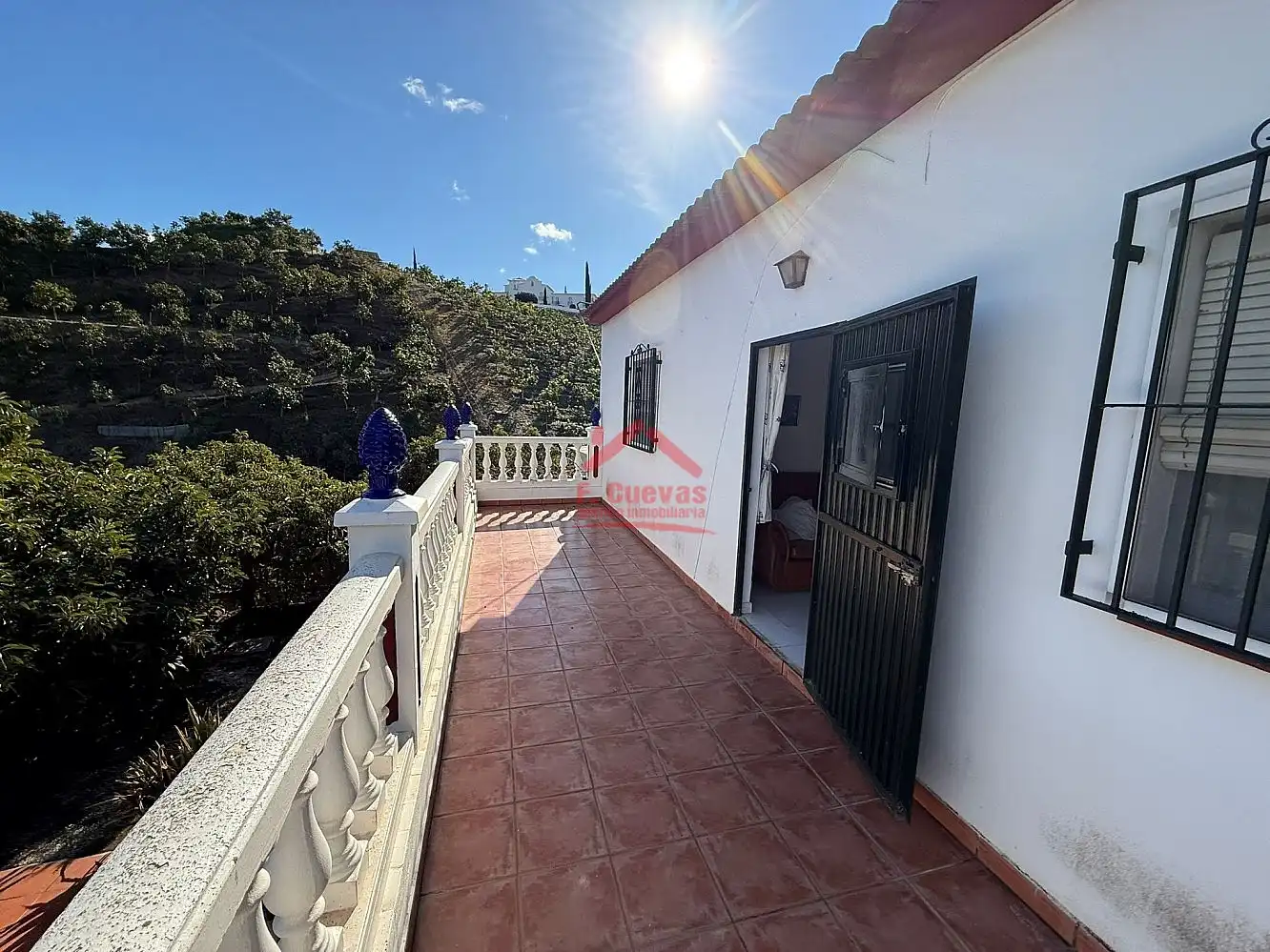 Vista exterior de Finca rústica en venda en Vélez-Málaga amb Terrassa i Piscina