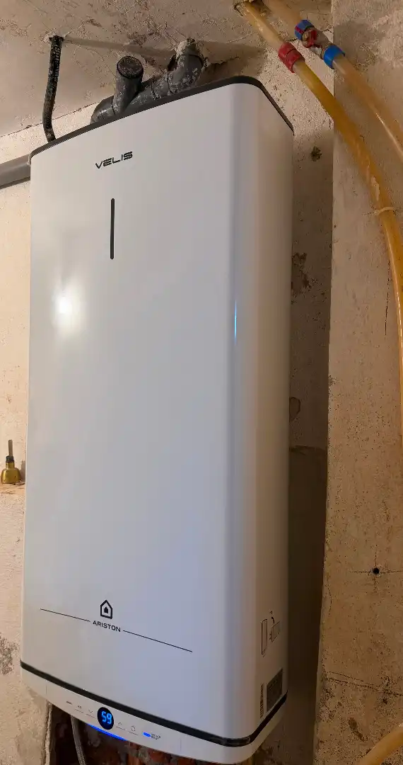 Bany de Casa o xalet en venda en Santa Cruz del Retamar amb Calefacció, Jardí privat i Terrassa
