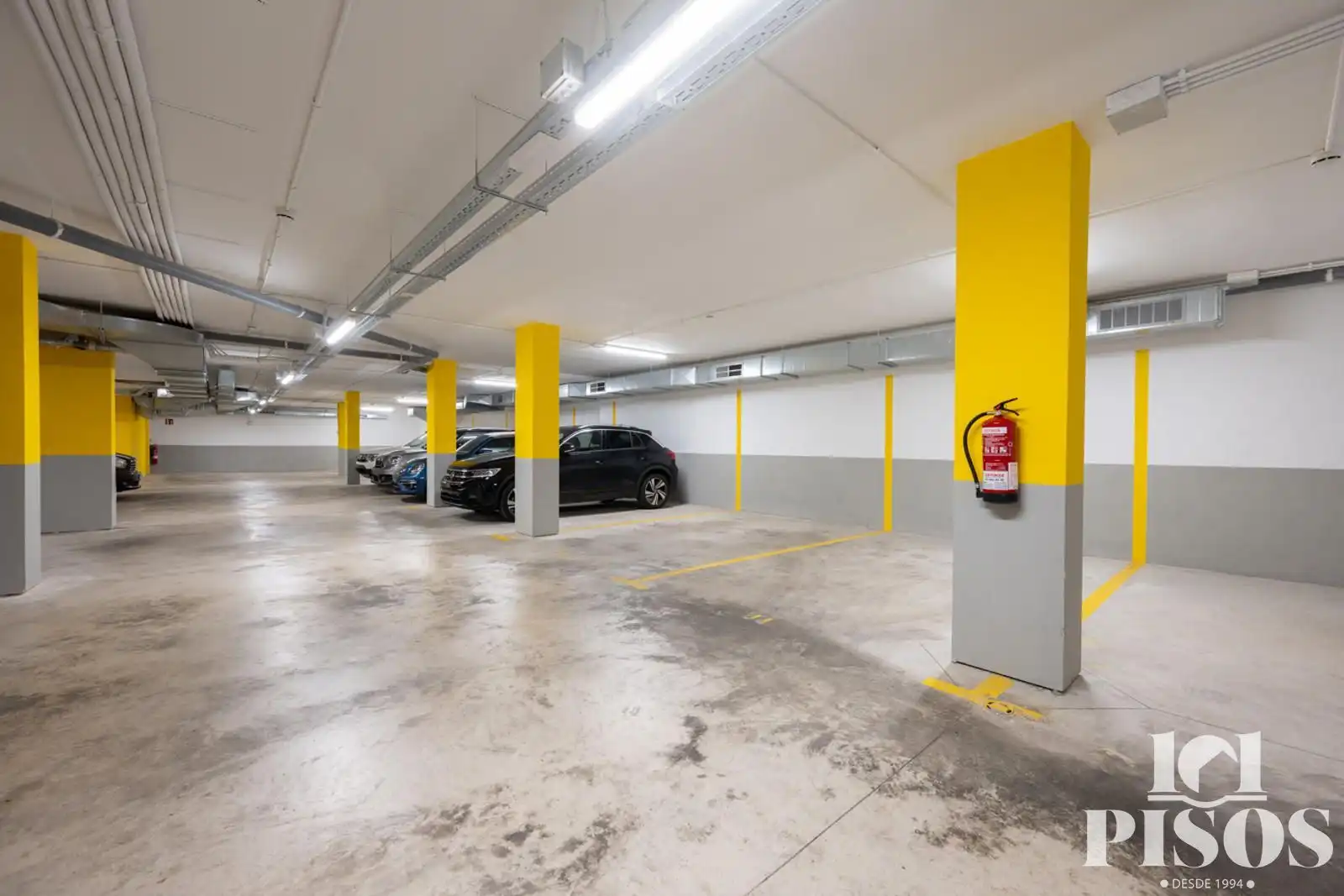 Parking of Attic for sale in Sant Cugat del Vallès  with Air Conditioner, Heating and Parquet flooring