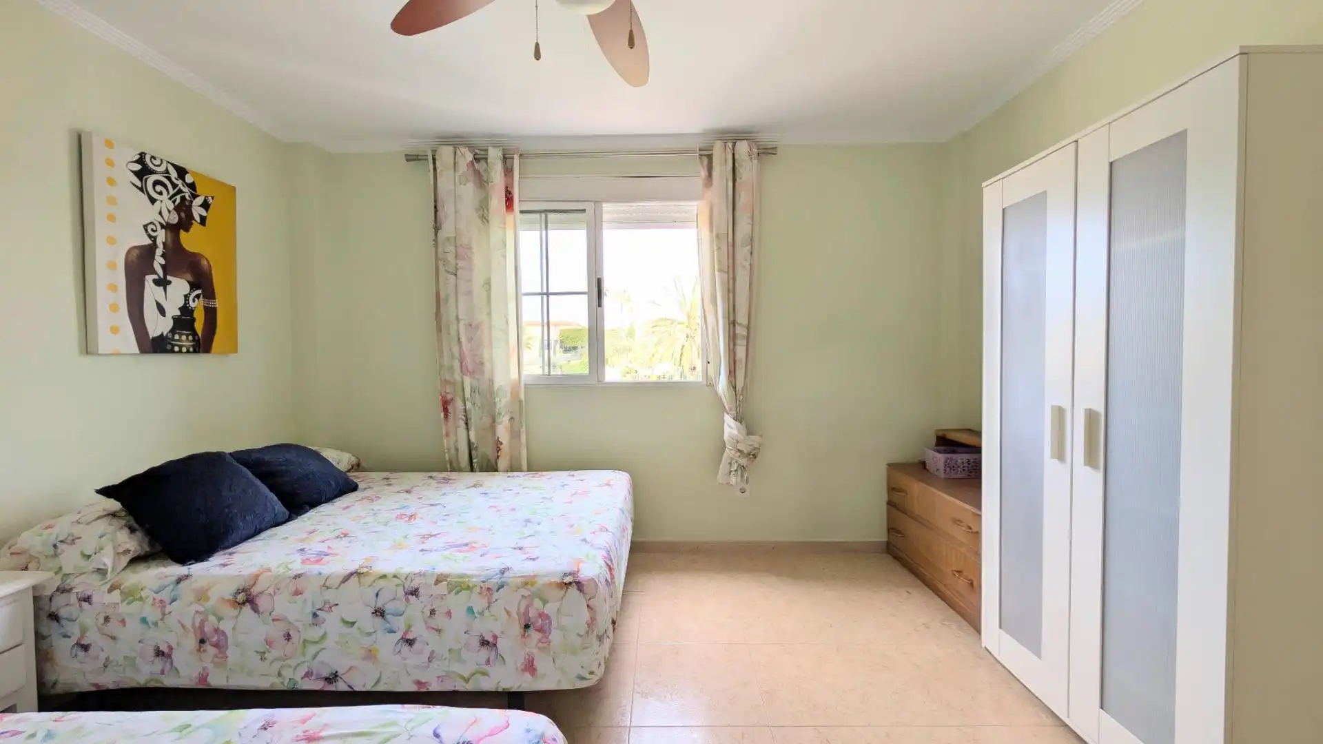 Dormitori de Casa o xalet en venda en Elche / Elx amb Aire condicionat, Calefacció i Jardí privat