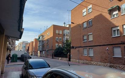 Vista exterior de Pis en venda en Alcalá de Henares