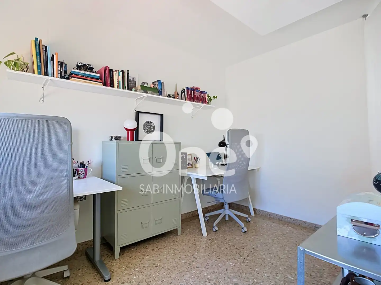 Piso en venta en La Pobla de Vallbona con Aire acondicionado, Trastero y Horno