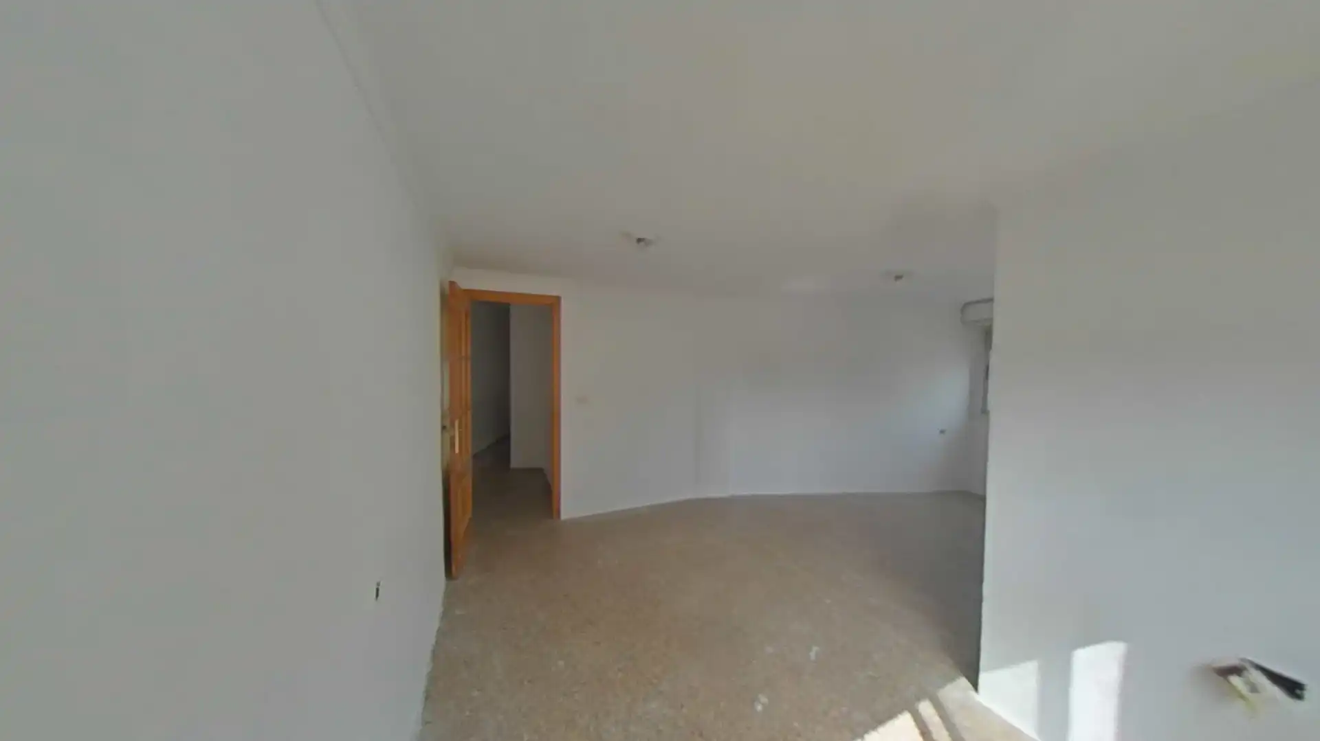 Piso en venta en Yátova con Balcón