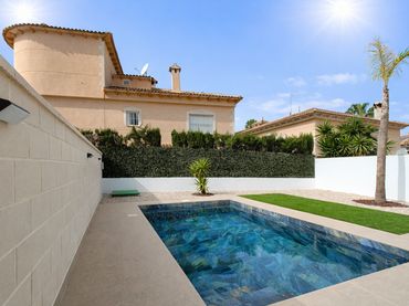 Terraced house for sale in Benferri