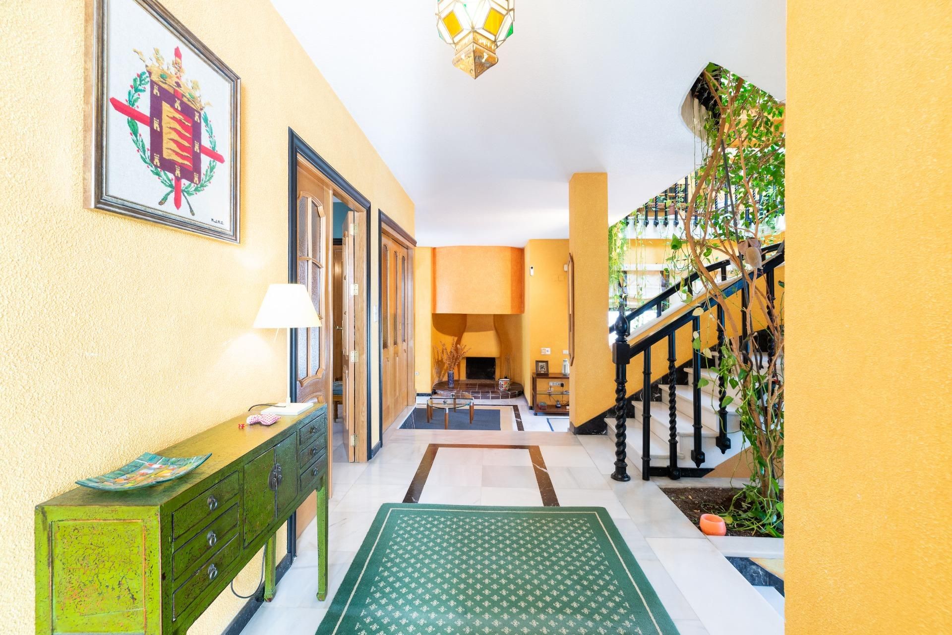 House or chalet for sale in  Granada Capital  with Heating, Private garden and Terrace