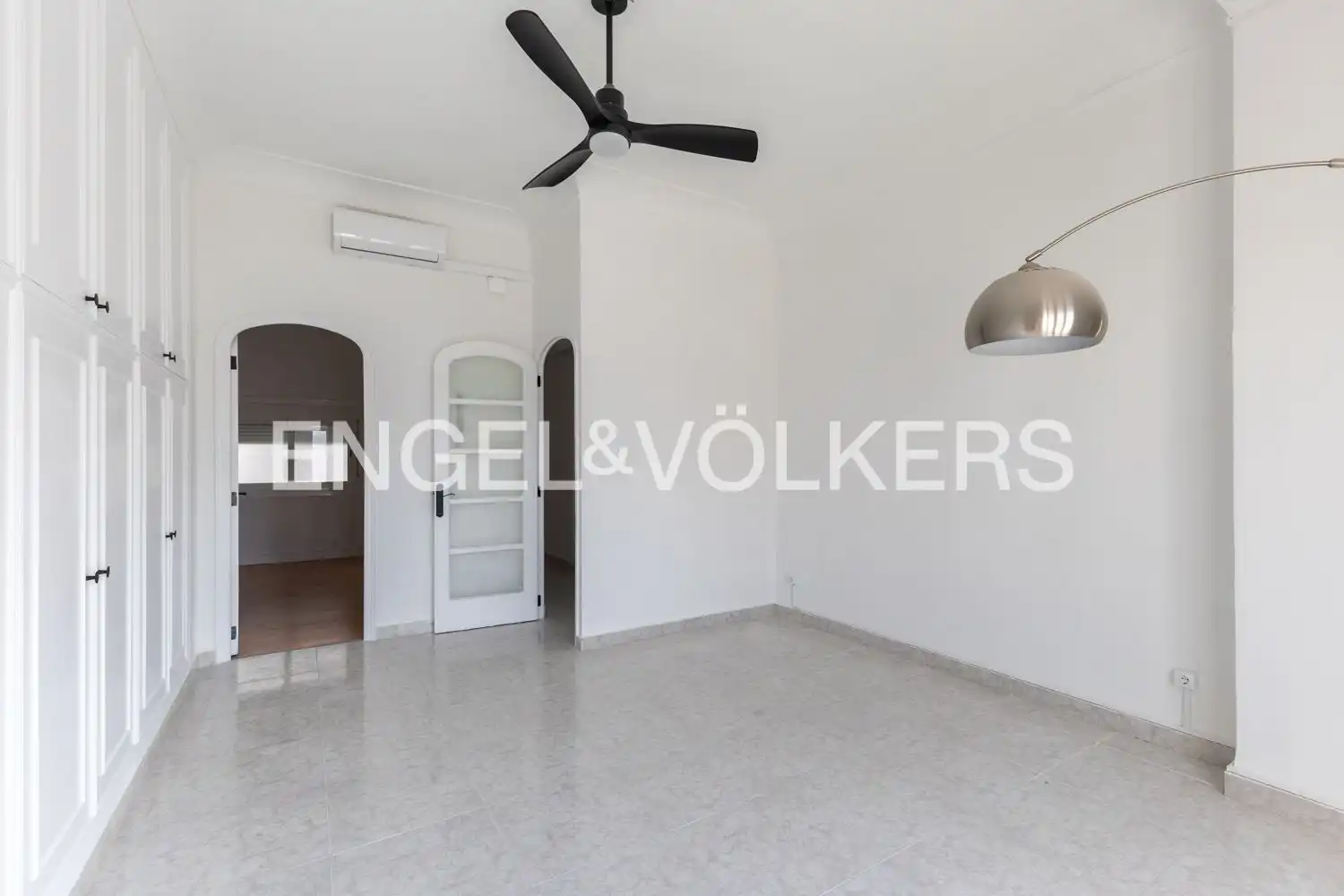 Wohnzimmer von Wohnung zur Miete in Valencia mit Klimaanlage, Heizung und Parkett
