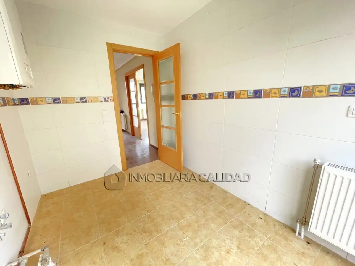 Casa o xalet en venda en Alfoz de Quintanadueñas amb Calefacció
