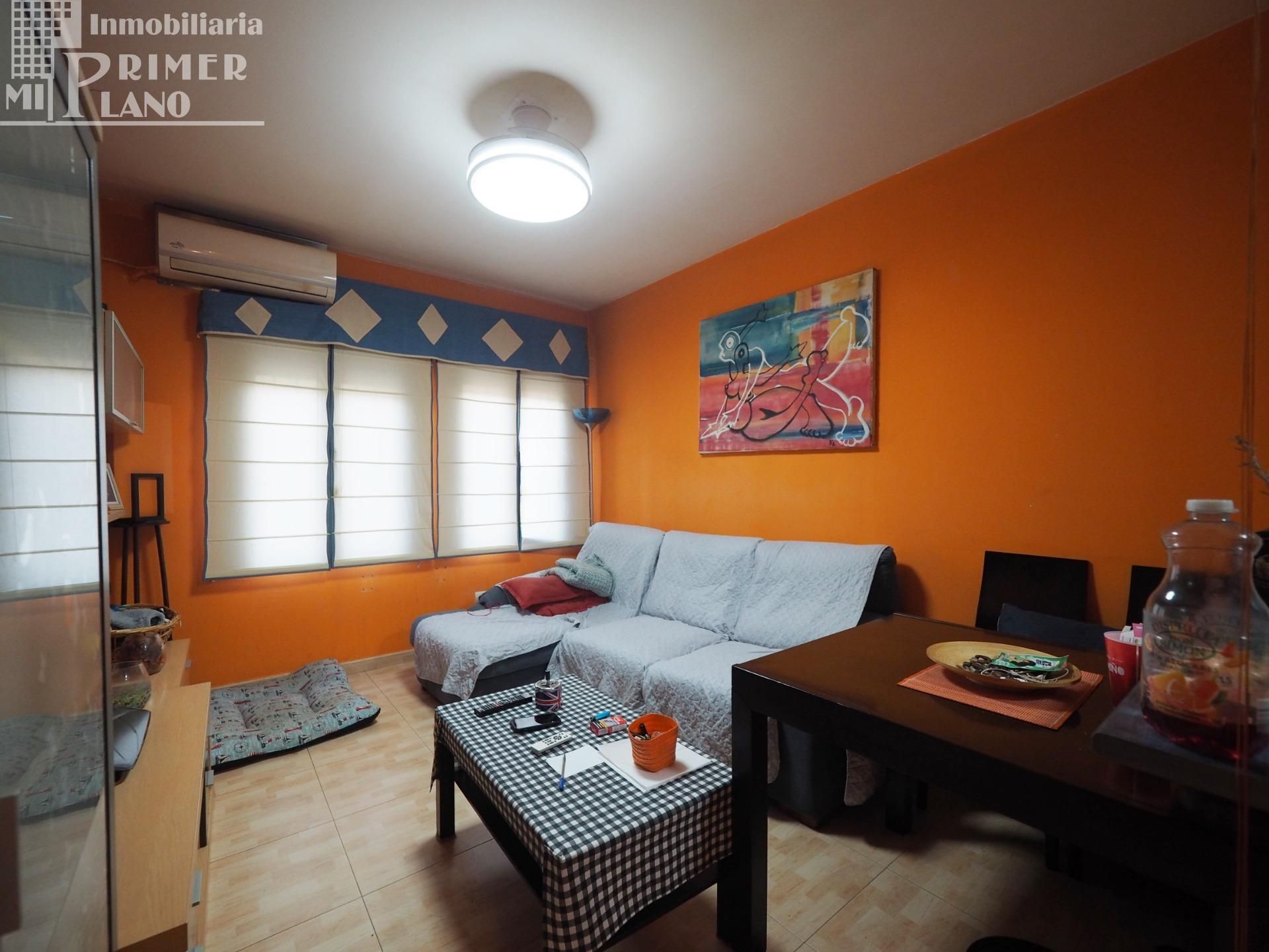 Sala d'estar de Pis en venda en Argamasilla de Alba amb Calefacció