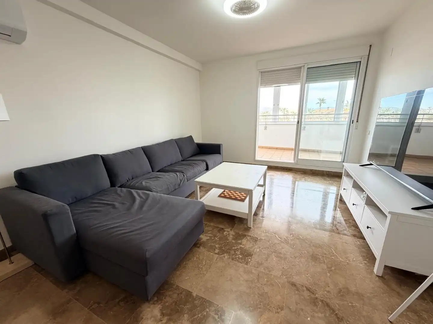 Sala d'estar de Àtic en venda en Sagunto / Sagunt amb Aire condicionat, Terrassa i Traster