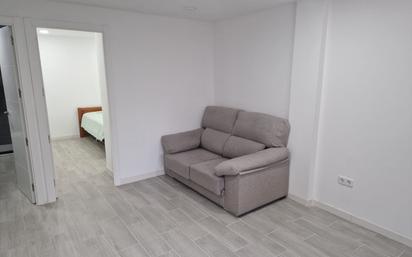 Sala d'estar de Pis en venda en Alcalá de Henares amb Forn