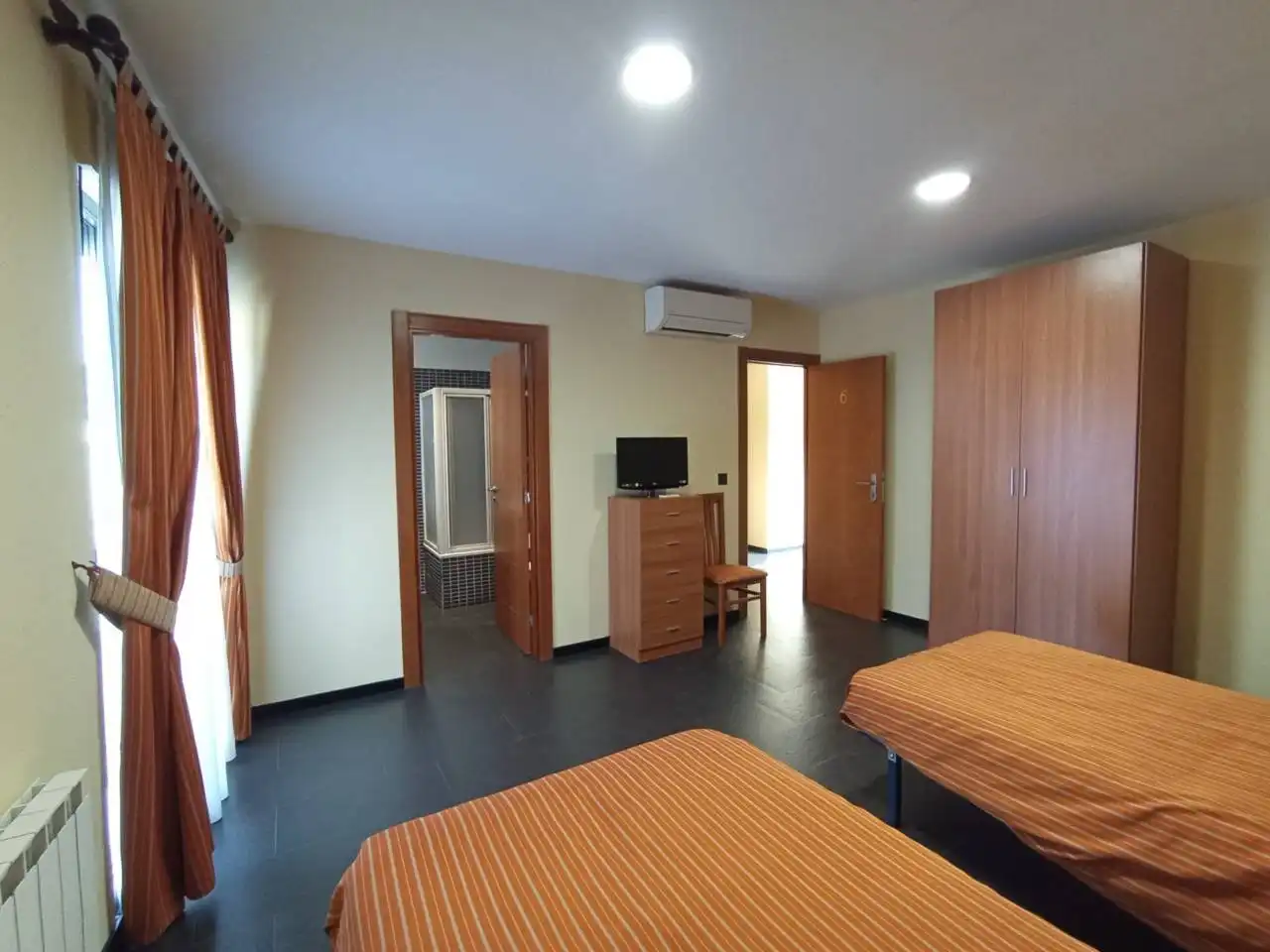 Habitación de Edificio en venta en Serradilla del Llano
