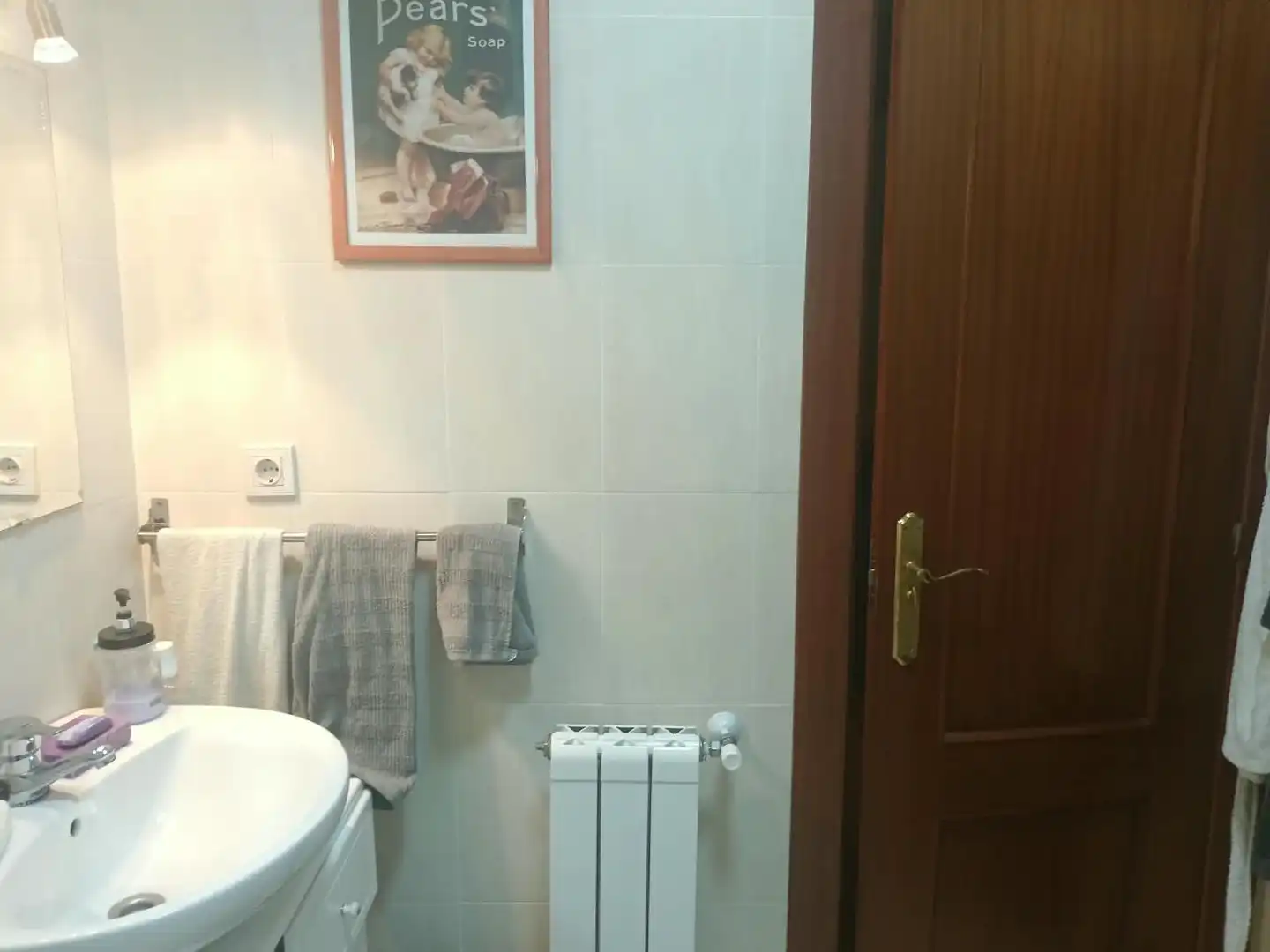 Bathroom of Houses for sale in Rasines, Cantabria