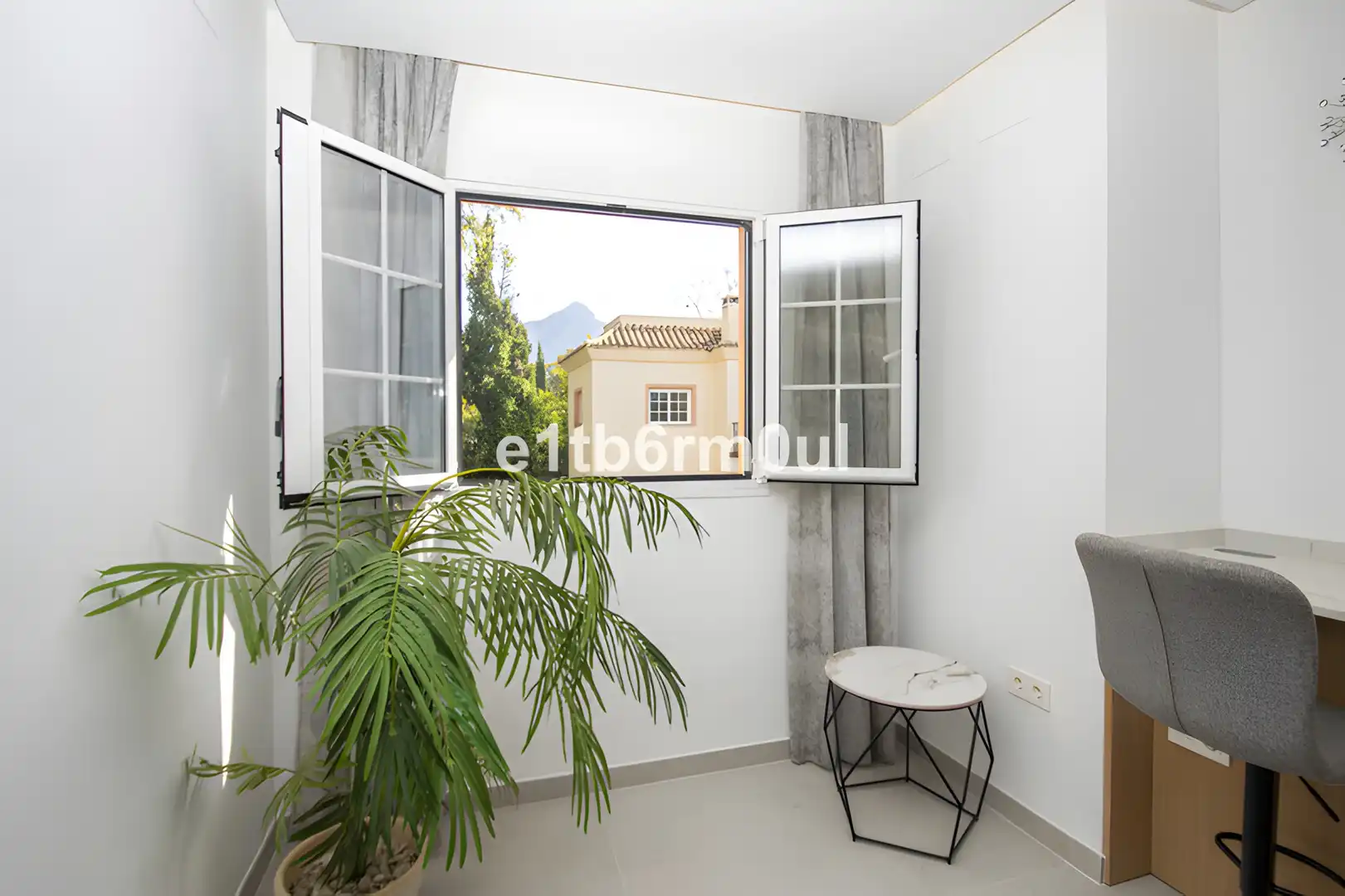 Apartament amb piscina en venda a Nueva Andalucía, imagen 14