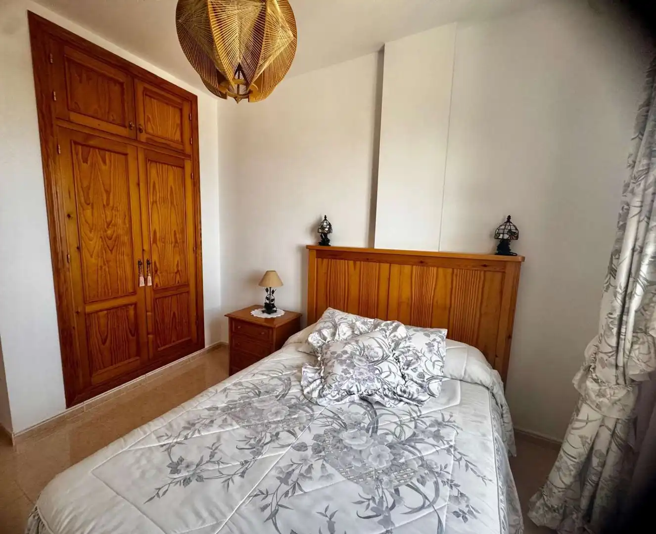 Habitación de Casa adosada en venta en Torrox con Aire acondicionado, Piscina y Amueblado