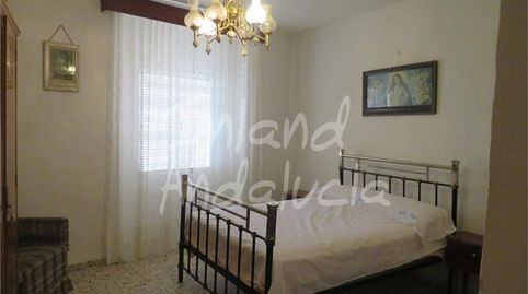Foto 4 de Casa adosada en venta en Alcaudete, Jaén