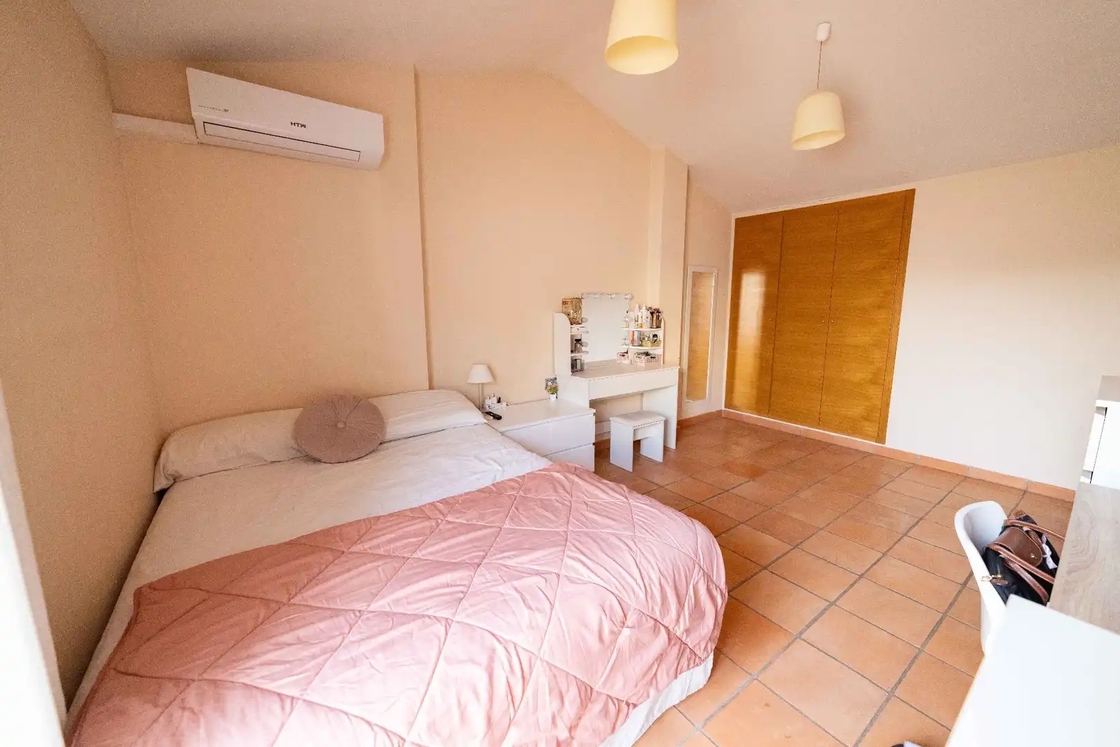 Bedroom of Detached homes for sale in L'Eliana  with Air Conditioner, Terrace and Storage room