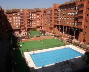 Piscina de Pis de lloguer en Alcorcón amb Piscina