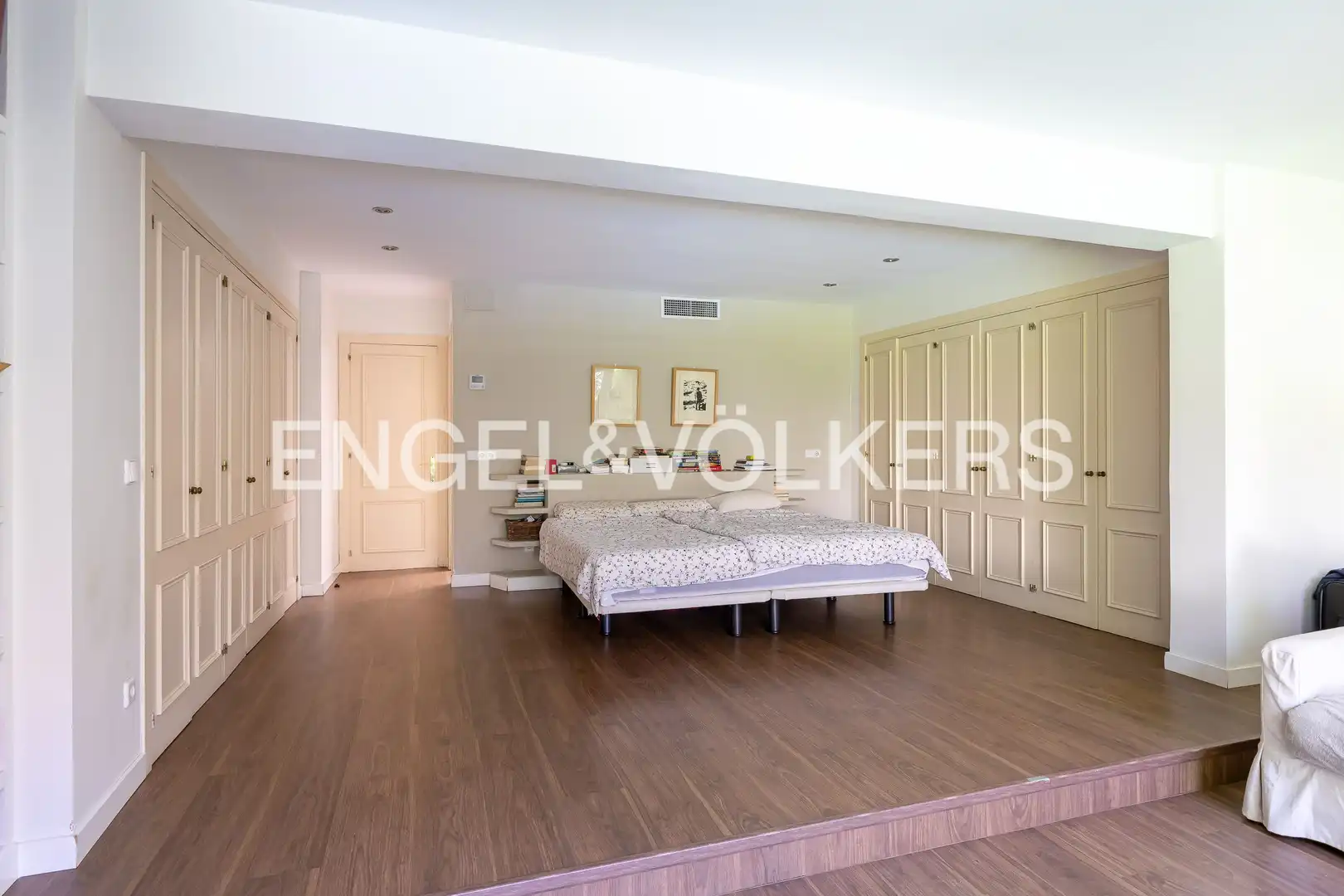 Habitación de Casa o chalet en venta en La Moraleja con Aire acondicionado, Calefacción y Jardín privado