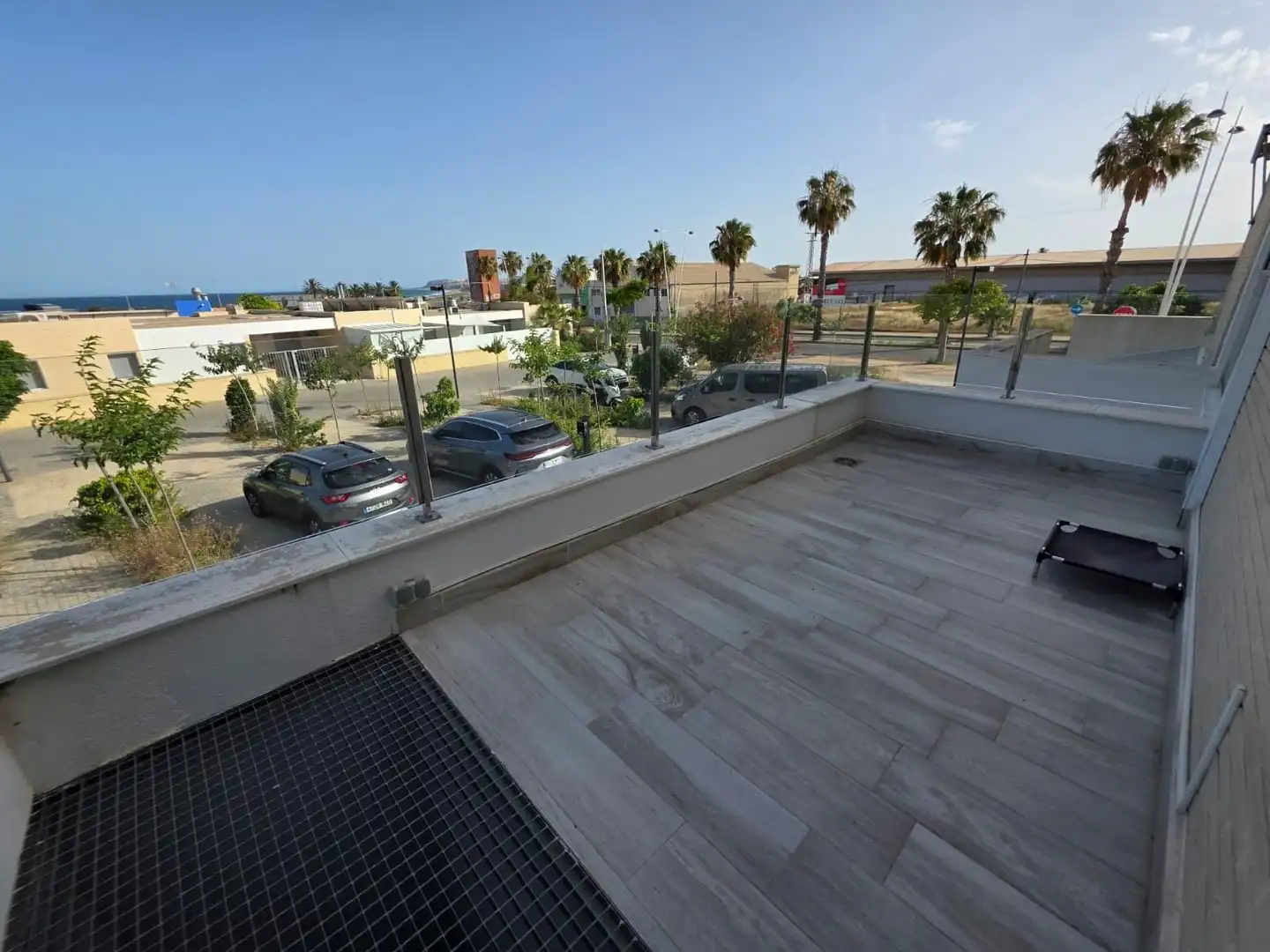 Terrassa de Casa adosada en venda en Alicante / Alacant amb Aire condicionat, Jardí privat i Terrassa