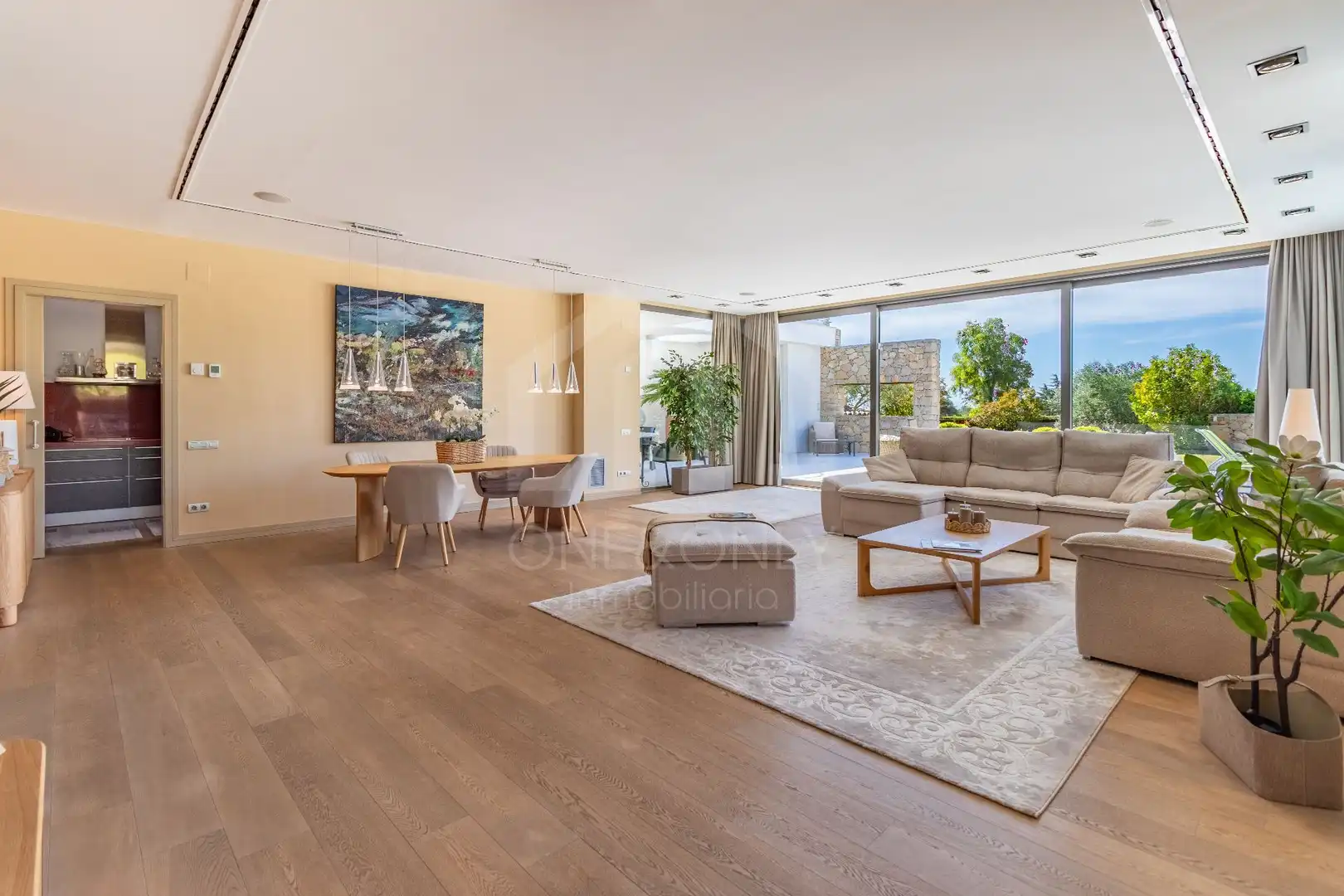 Sala de estar de Casa o chalet en venta en Mont-roig del Camp con Aire acondicionado, Calefacción y Jardín privado