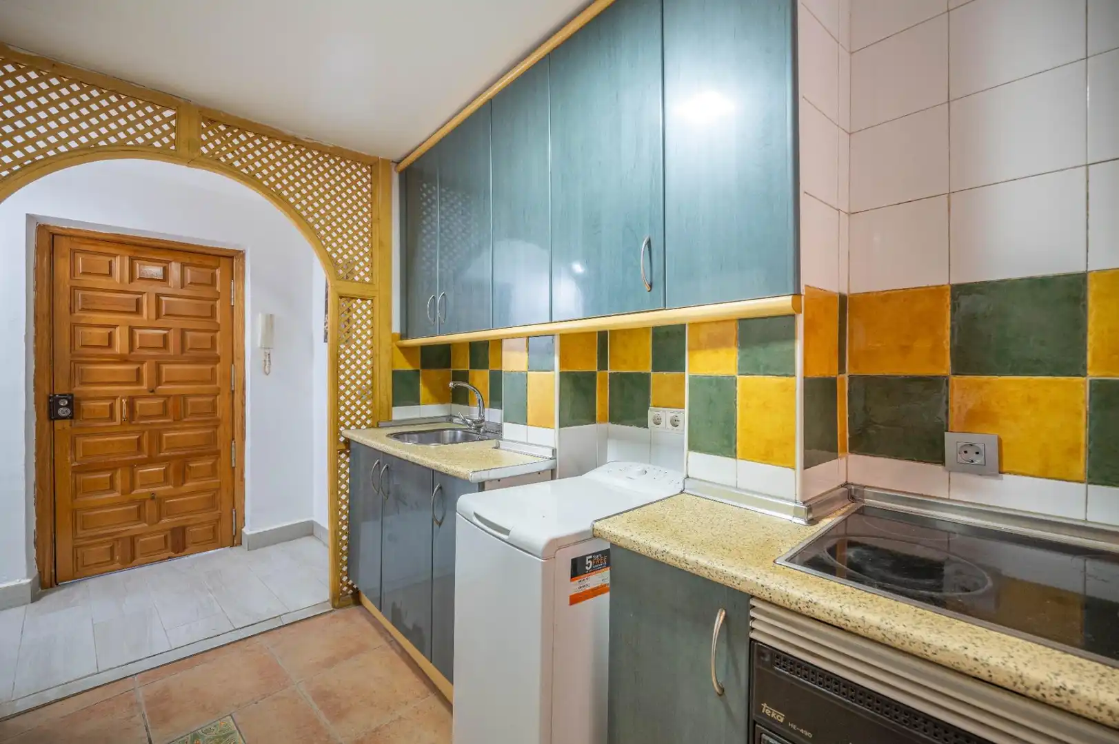 Kitchen of Apartments for sale in Granada  with Furnished
