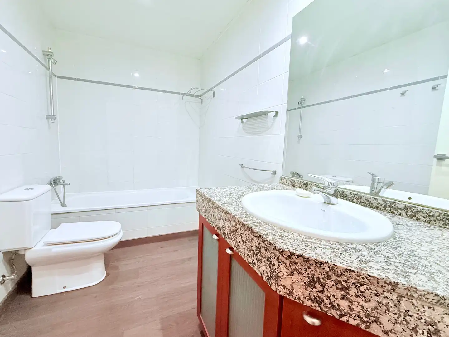 Baño de Piso en venta en Sant Feliu de Llobregat con Aire acondicionado, Calefacción y Parquet