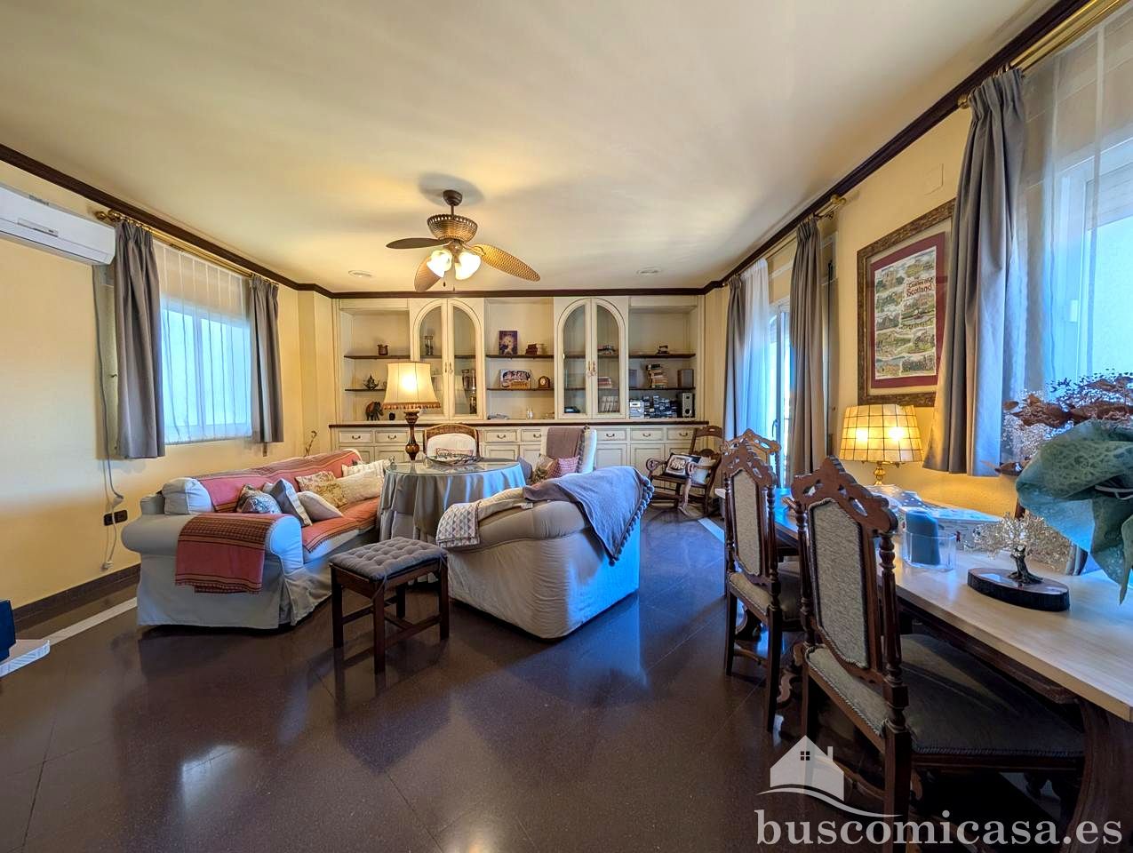 Sala d'estar de Dúplex en venda en Linares amb Aire condicionat, Terrassa i Traster