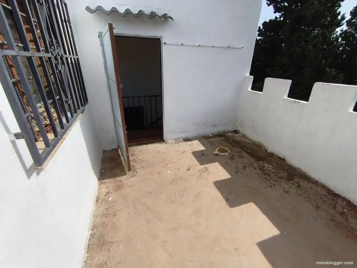 Flat for sale in Alborache  with Air Conditioner, Furnished and Alarm