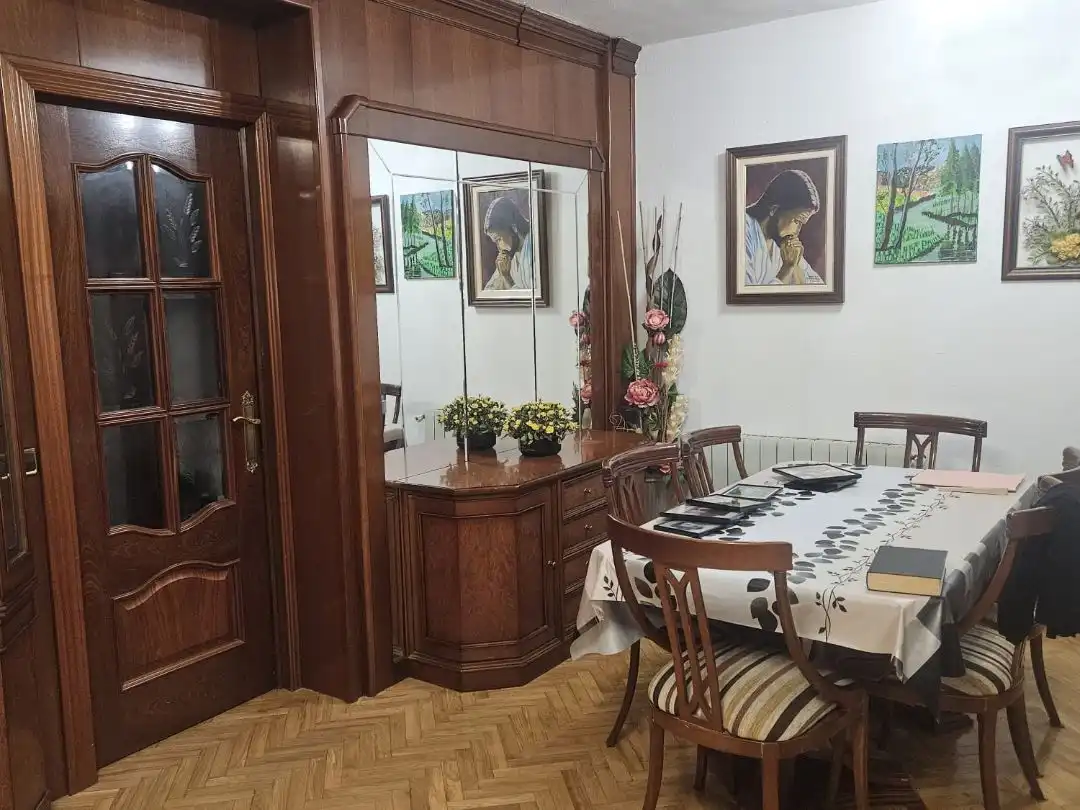 Menjador de Pis en venda en Cuenca Capital amb Terrassa i Balcó