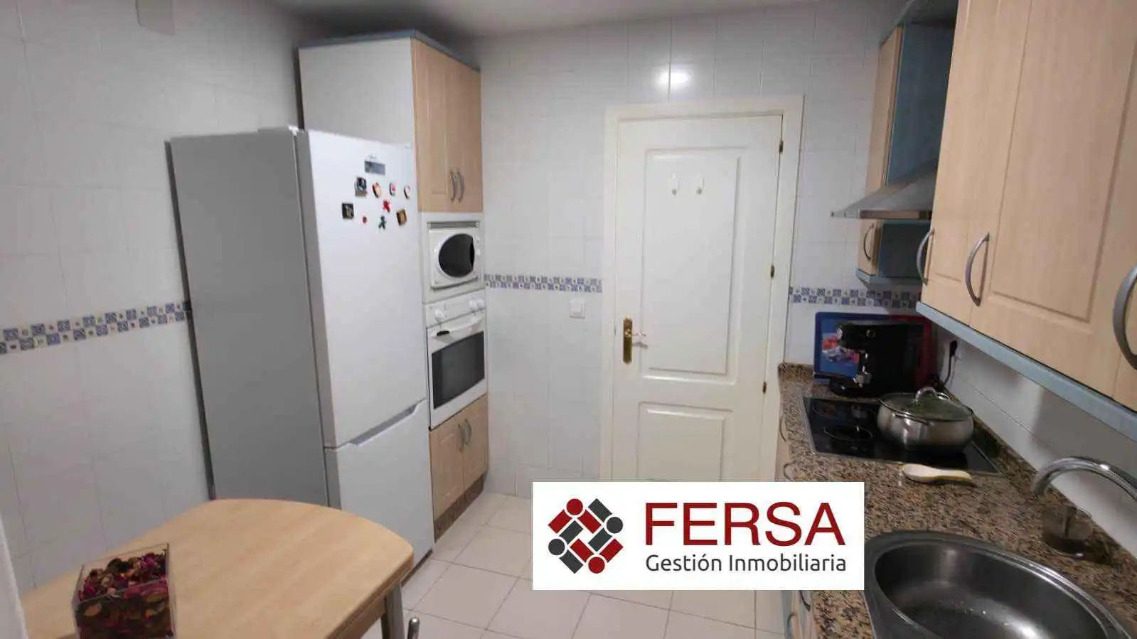 Cuina de Apartament en venda en El Puerto de Santa María amb Aire condicionat, Calefacció i Terrassa