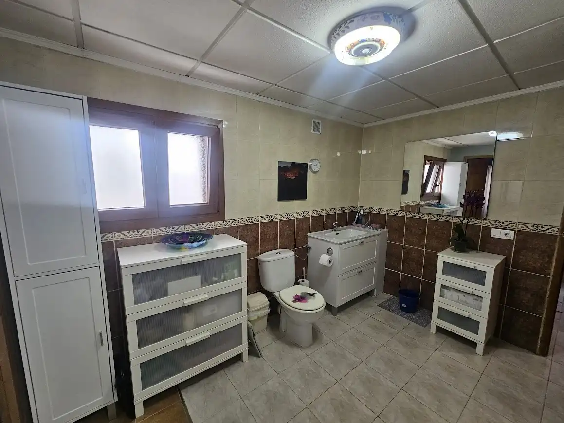 Baño de Finca rústica en venta en Villena con Piscina