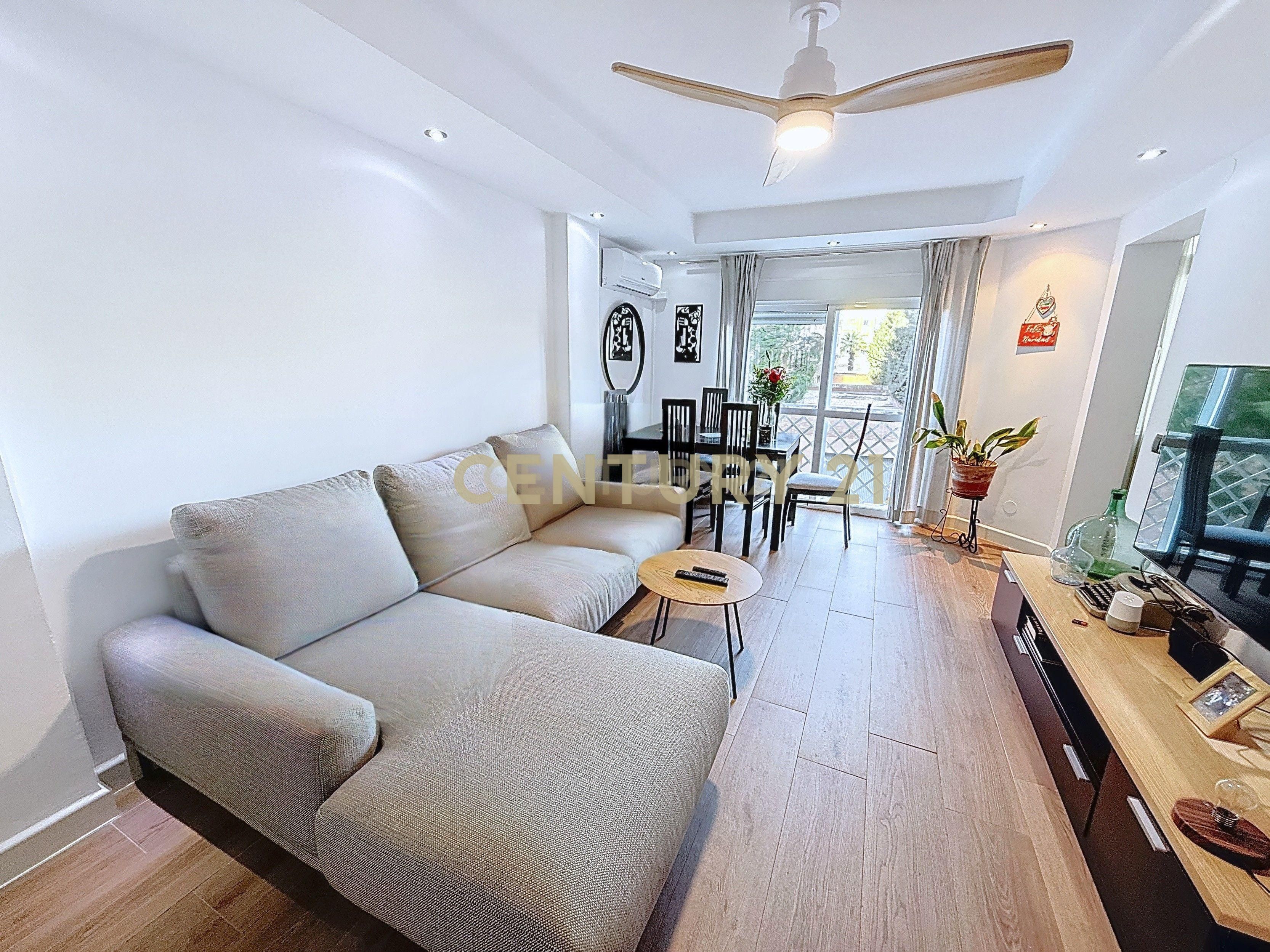 Sala de estar de Apartamento en venta en Málaga Capital con Aire acondicionado, Lavadora y Microondas