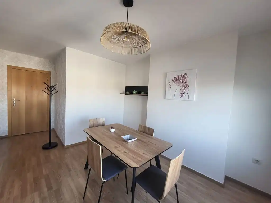 Comedor de Ático de alquiler en La Roda con Aire acondicionado, Calefacción y Terraza
