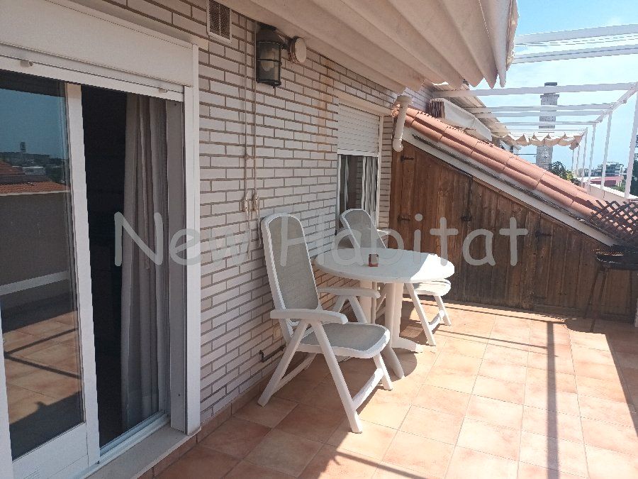 Terraza de Ático en venta en Castellón de la Plana / Castelló de la Plana con Aire acondicionado, Terraza y Trastero