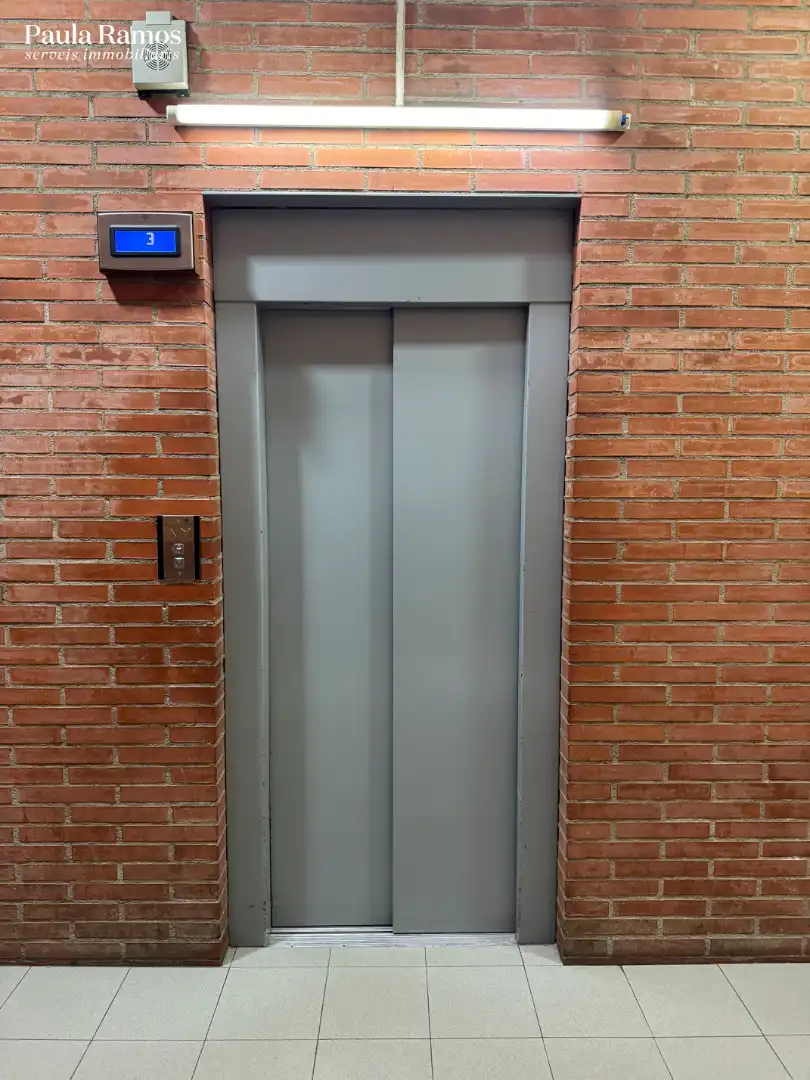 Piso en venta en Granollers con Calefacción, Trastero y Horno
