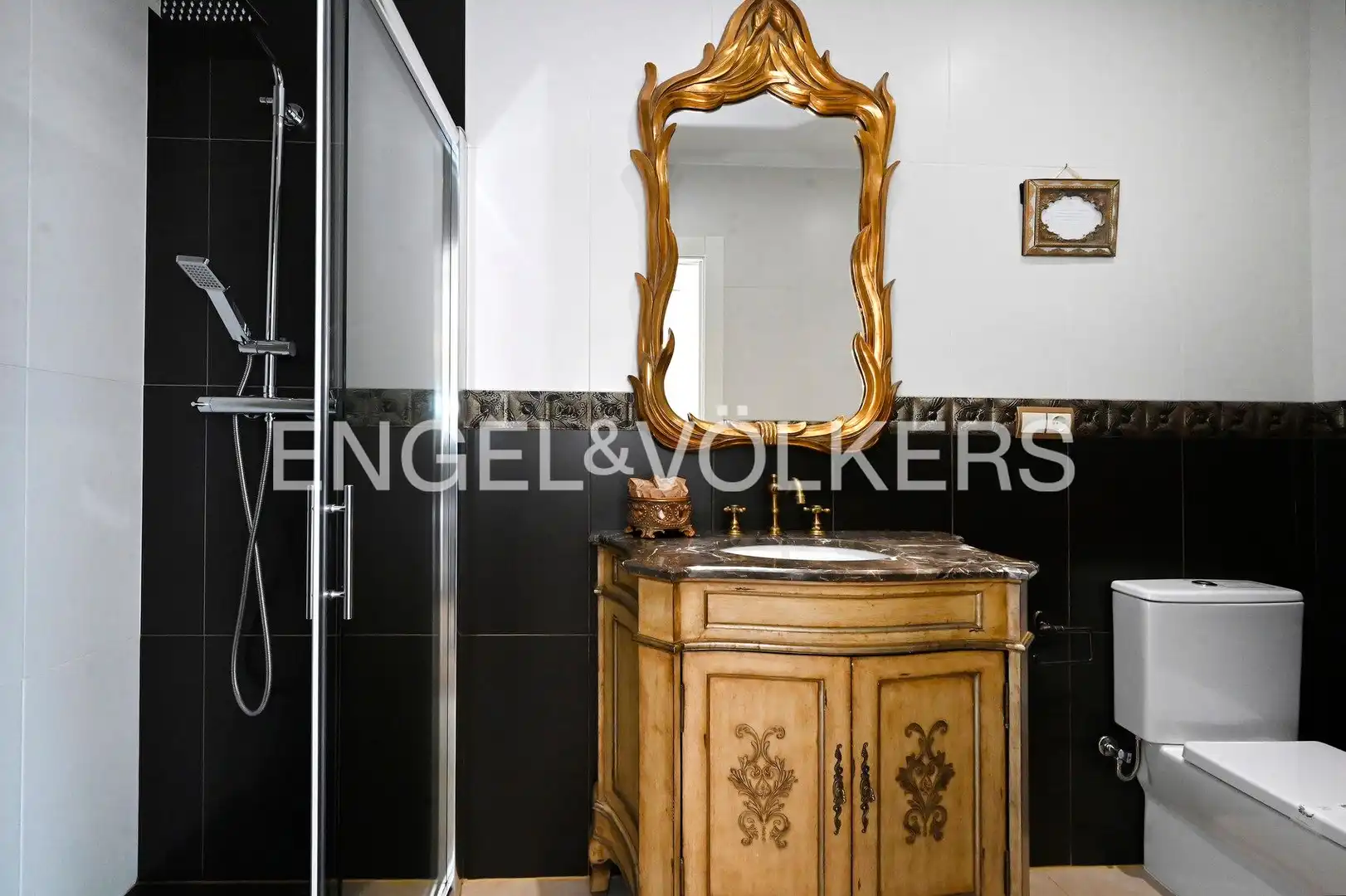 Baño de Casa o chalet en venta en Reinosa con Aire acondicionado, Calefacción y Jardín privado