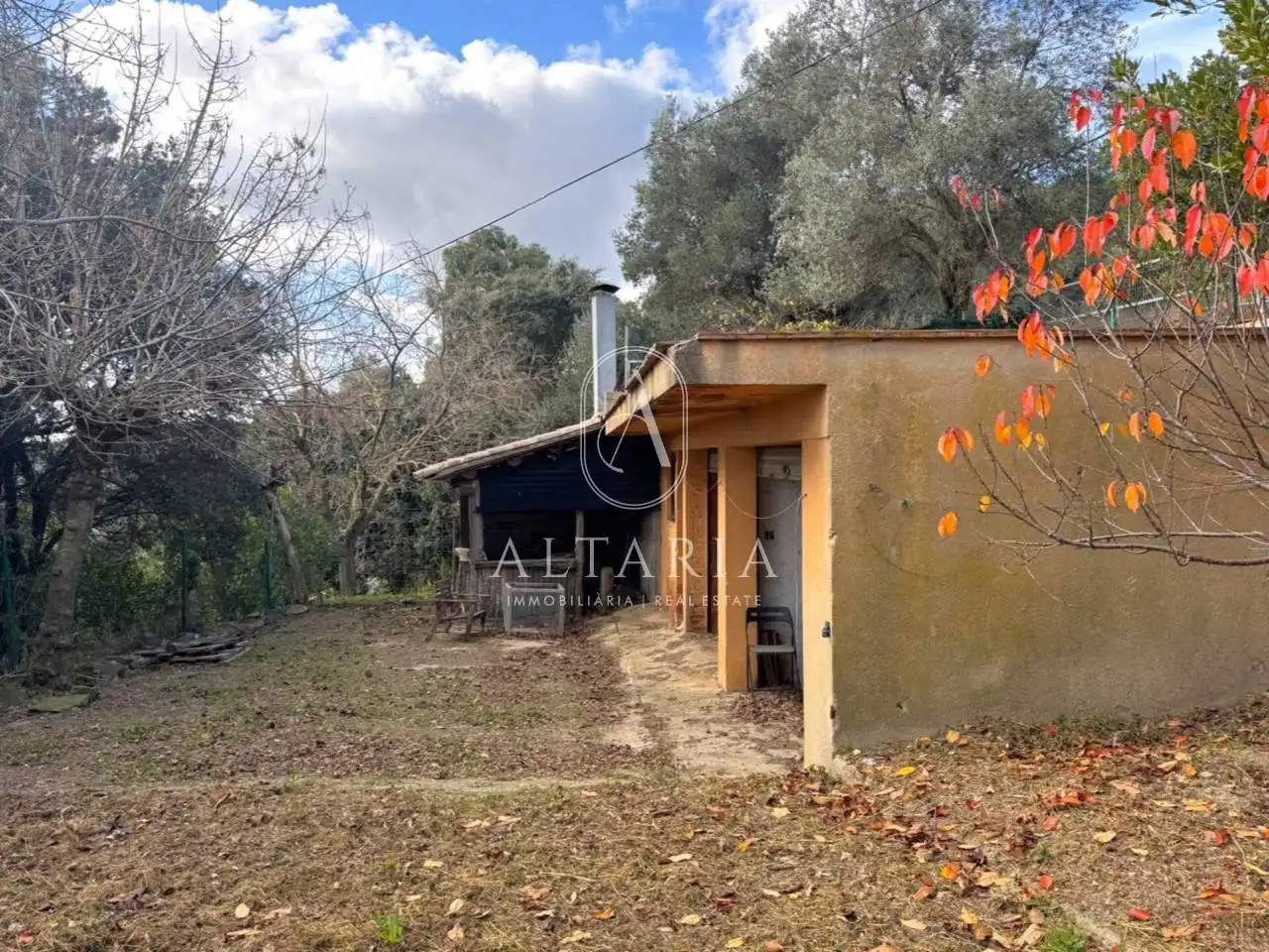 Vista exterior de Finca rústica en venda en Llagostera amb Jardí privat, Terrassa i Piscina