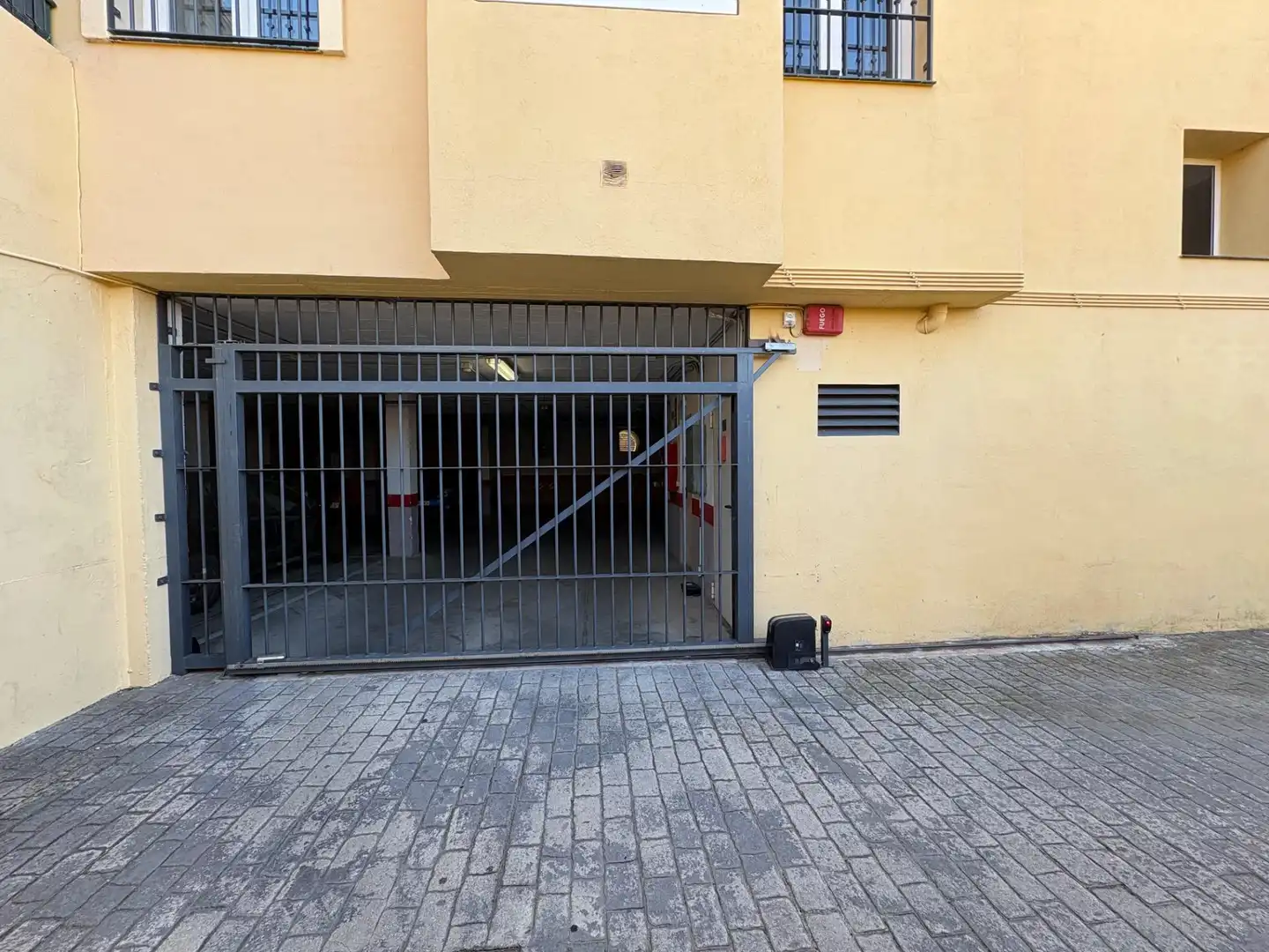 Parkplatz von Erdgeschoss zur Miete in Caleta de Vélez