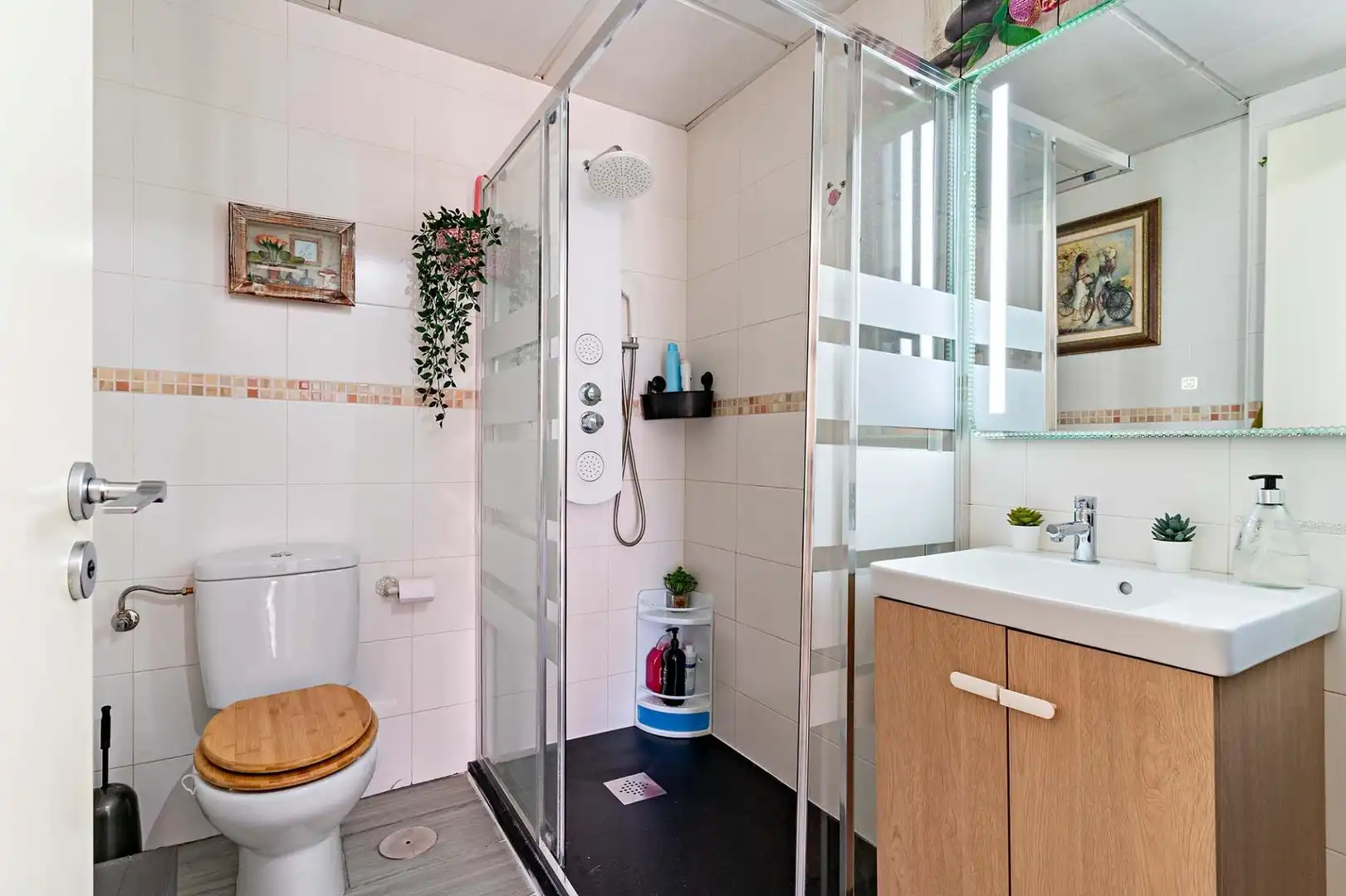 Baño de Planta baja en venta en Roquetas de Mar con Aire acondicionado, Calefacción y Jardín privado