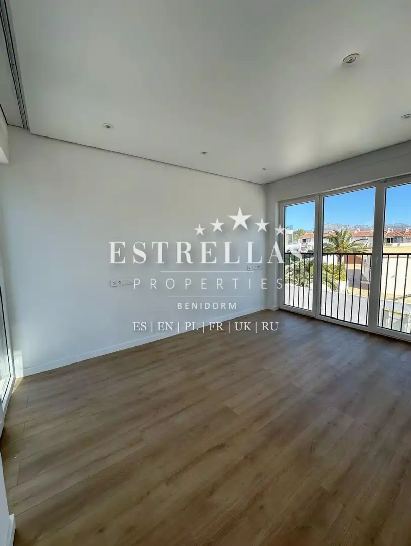 Habitación de Casa o chalet en venta en La Nucia con Aire acondicionado, Calefacción y Jardín privado