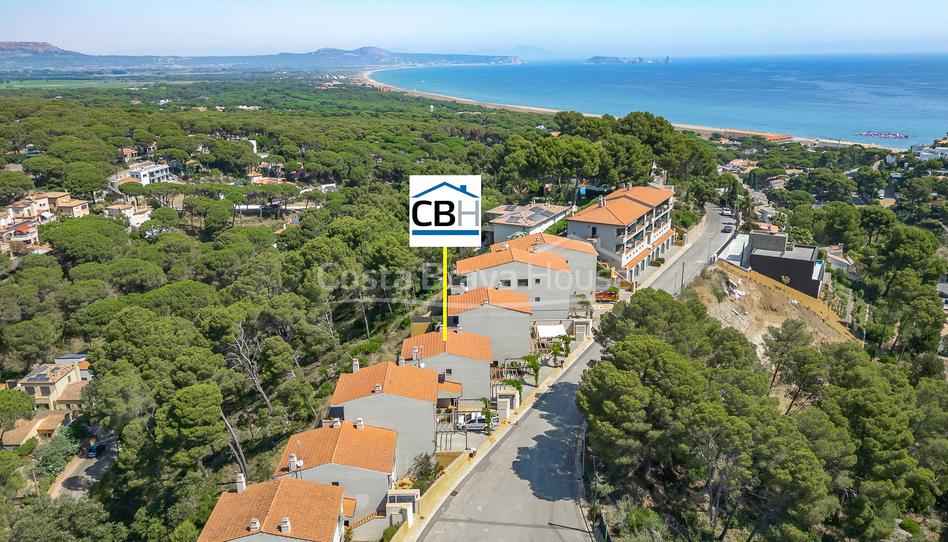 Foto 1 de Apartament en venda a Carrer Joaquim Vayreda, 17, Sa Riera - Sa Fontansa, Girona